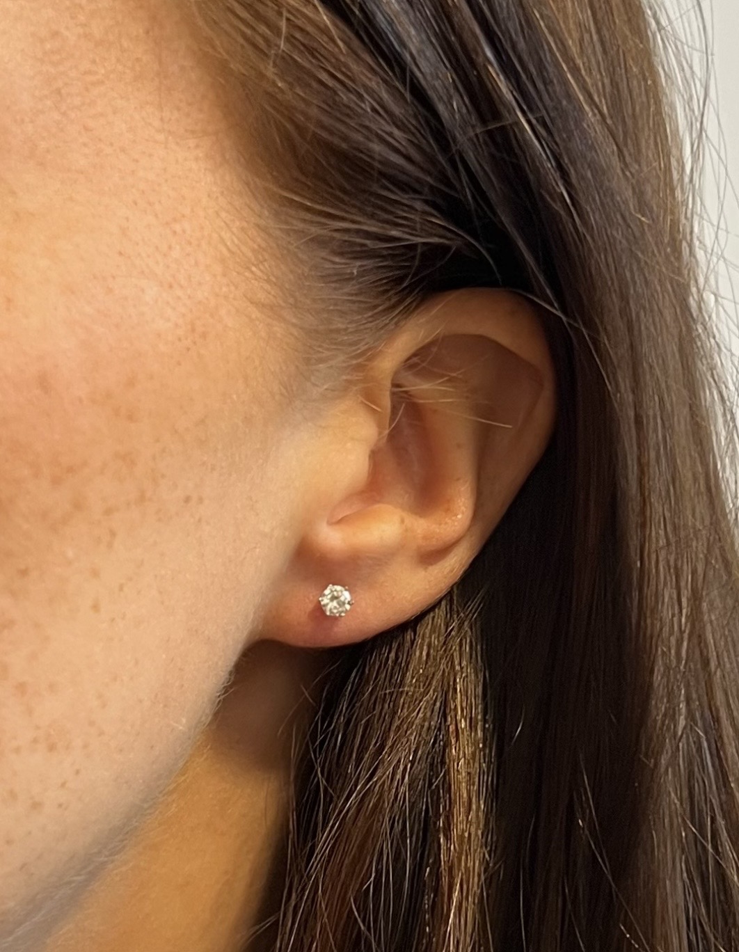 Örhängen syntetisk diamant 0,15 ct vitguld 18 karat 