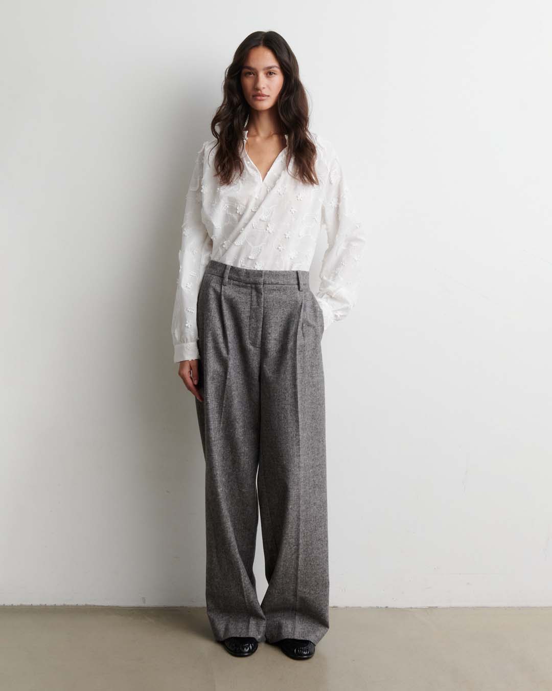 Blus Rosali broderade blommor offwhite - 6