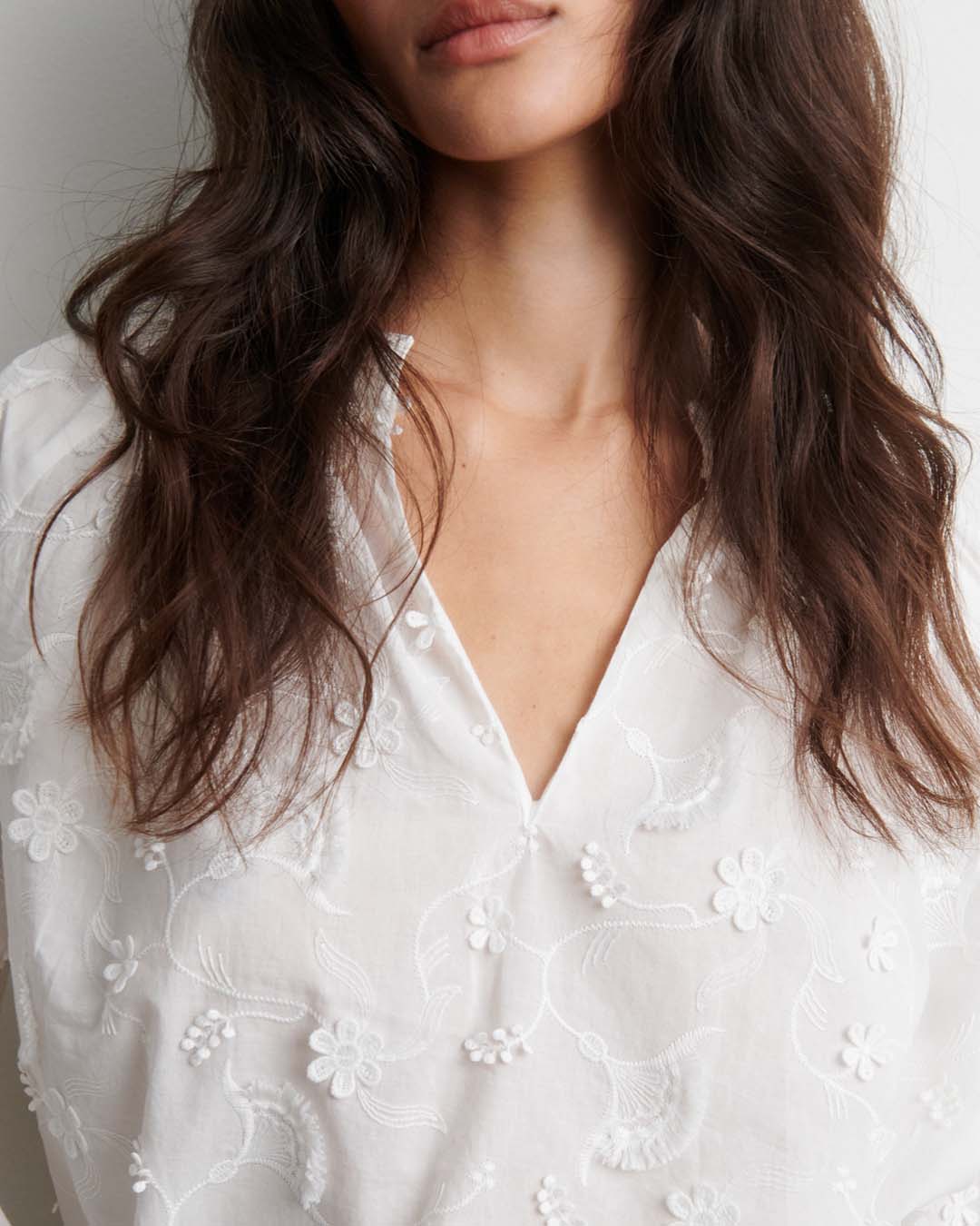 Blus Rosali broderade blommor offwhite - 4