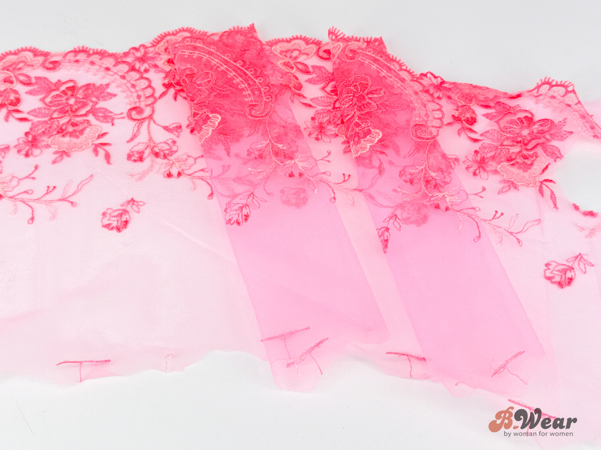 Neonrosa stum spets med broderi - 24 cm  - 2