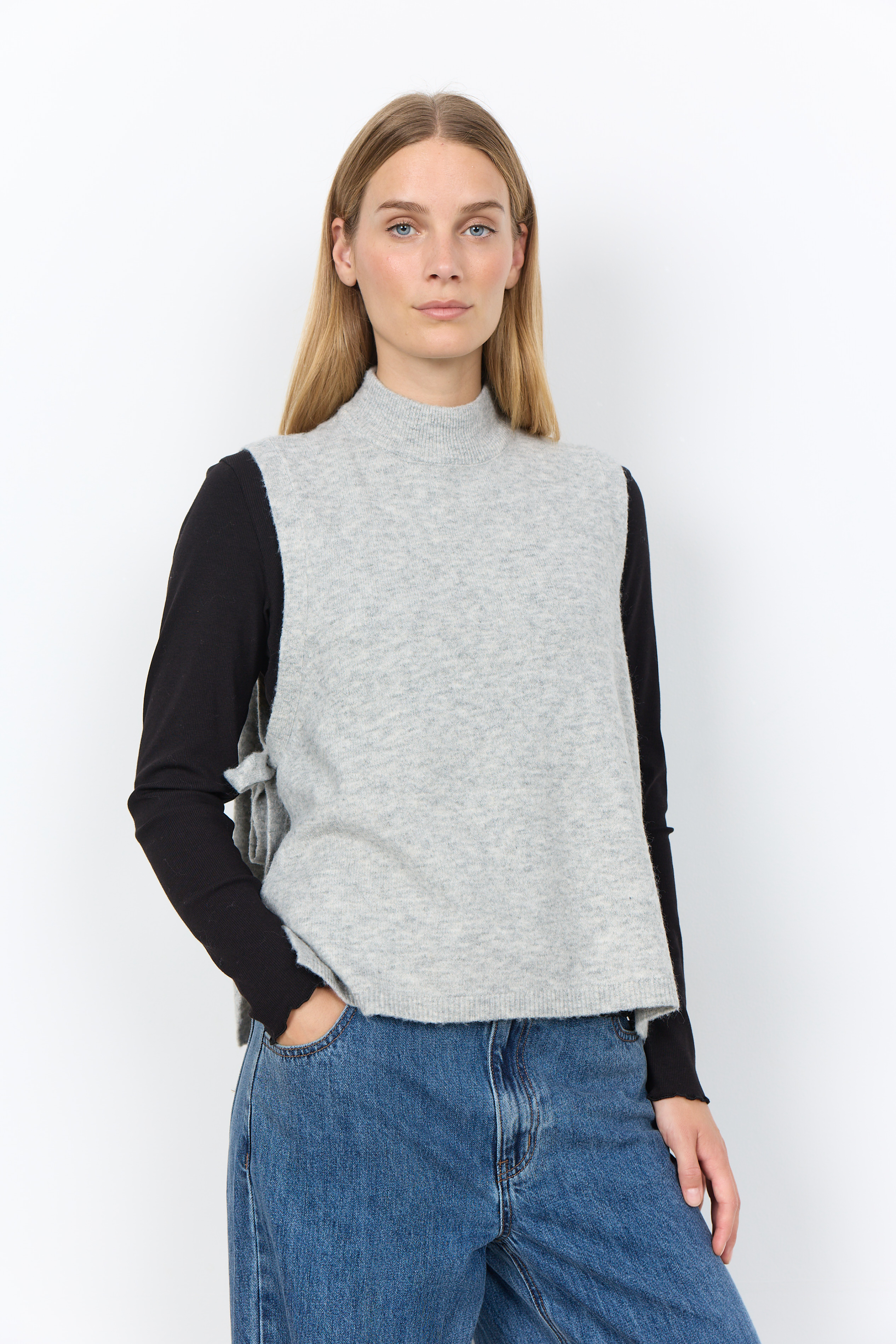 SC-ORLEAN 16 Waistcoat Ljusgrå Stickad Väst
