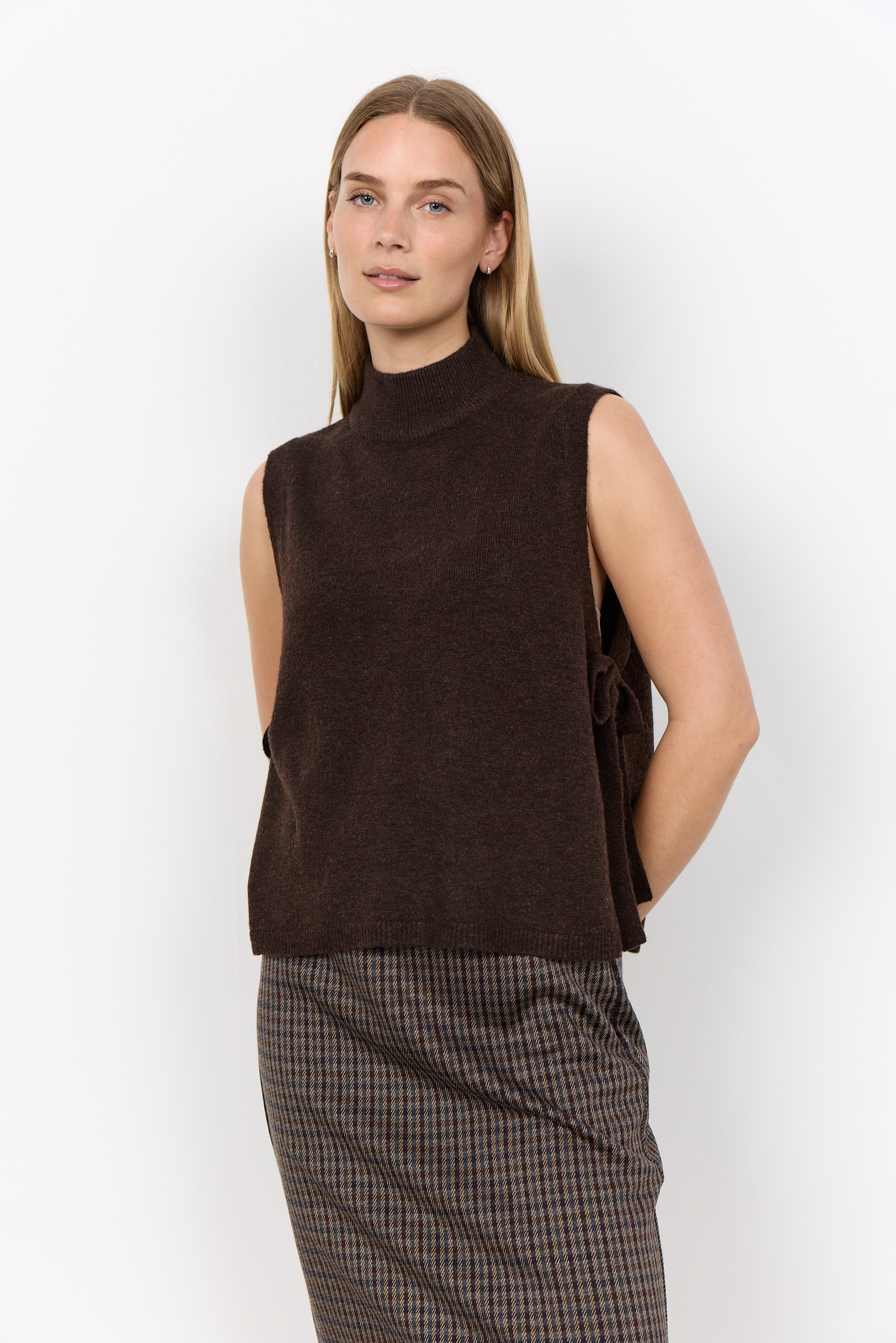 SC-ORLEAN 16 Waistcoat Brun Stickad Väst