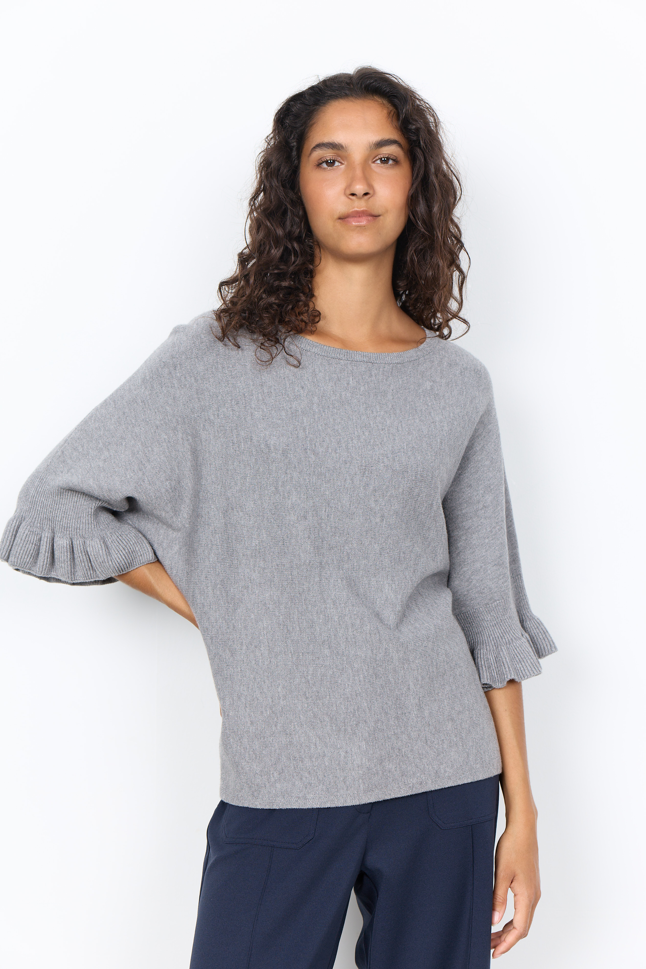 SC-HELDA 1 Pullover Ljusgrå Tunnstickad Tröja