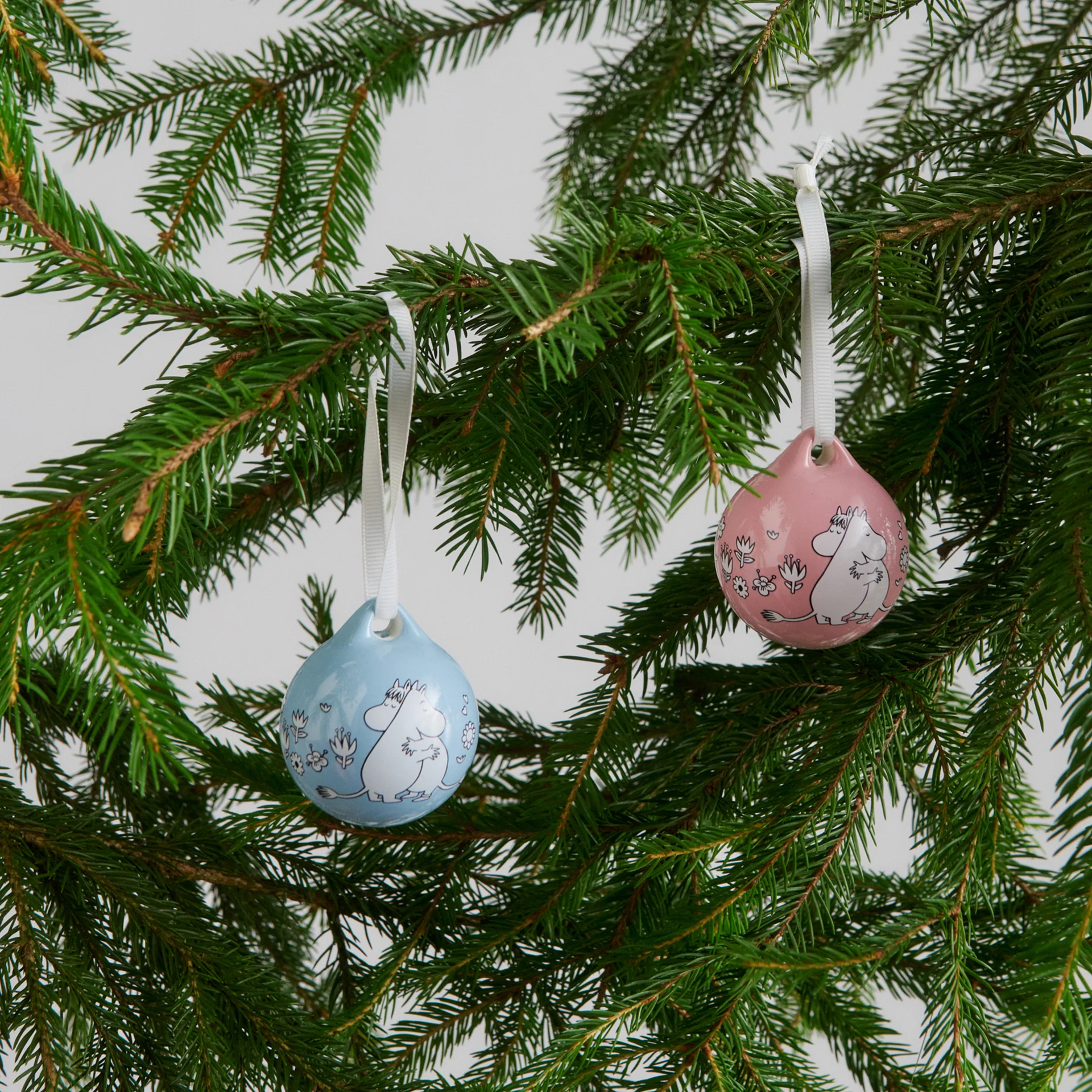 Arabia Moomin Christmas Tree Ornaments 50 mm - Love Pink & Blue, 2-Pack - 2