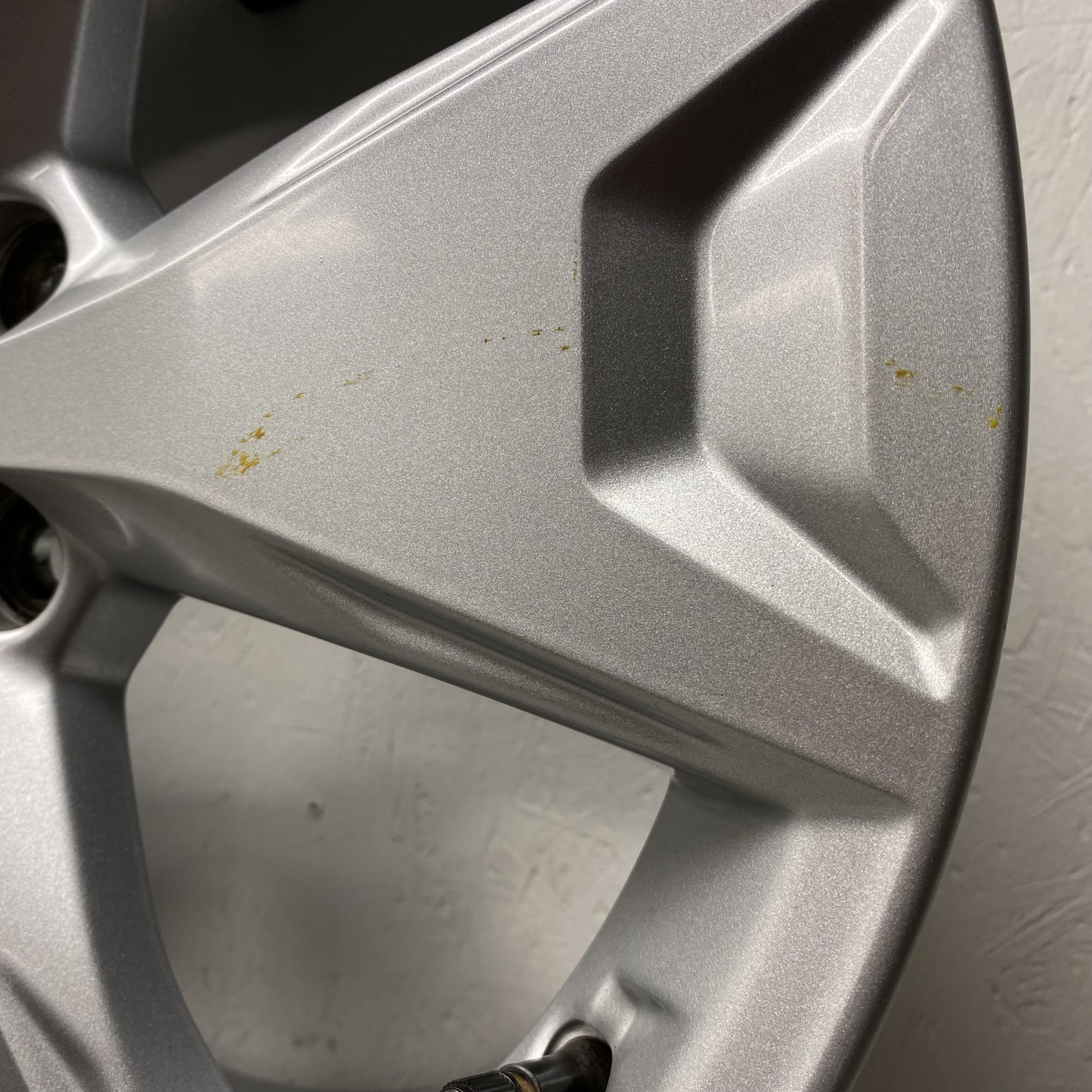 BEGAGNAT | 4 st | 17" ALUFÄLGAR SUBARU FORESTER TPMS S01701 | 5x100 7x17 ET48 56.1 - 13