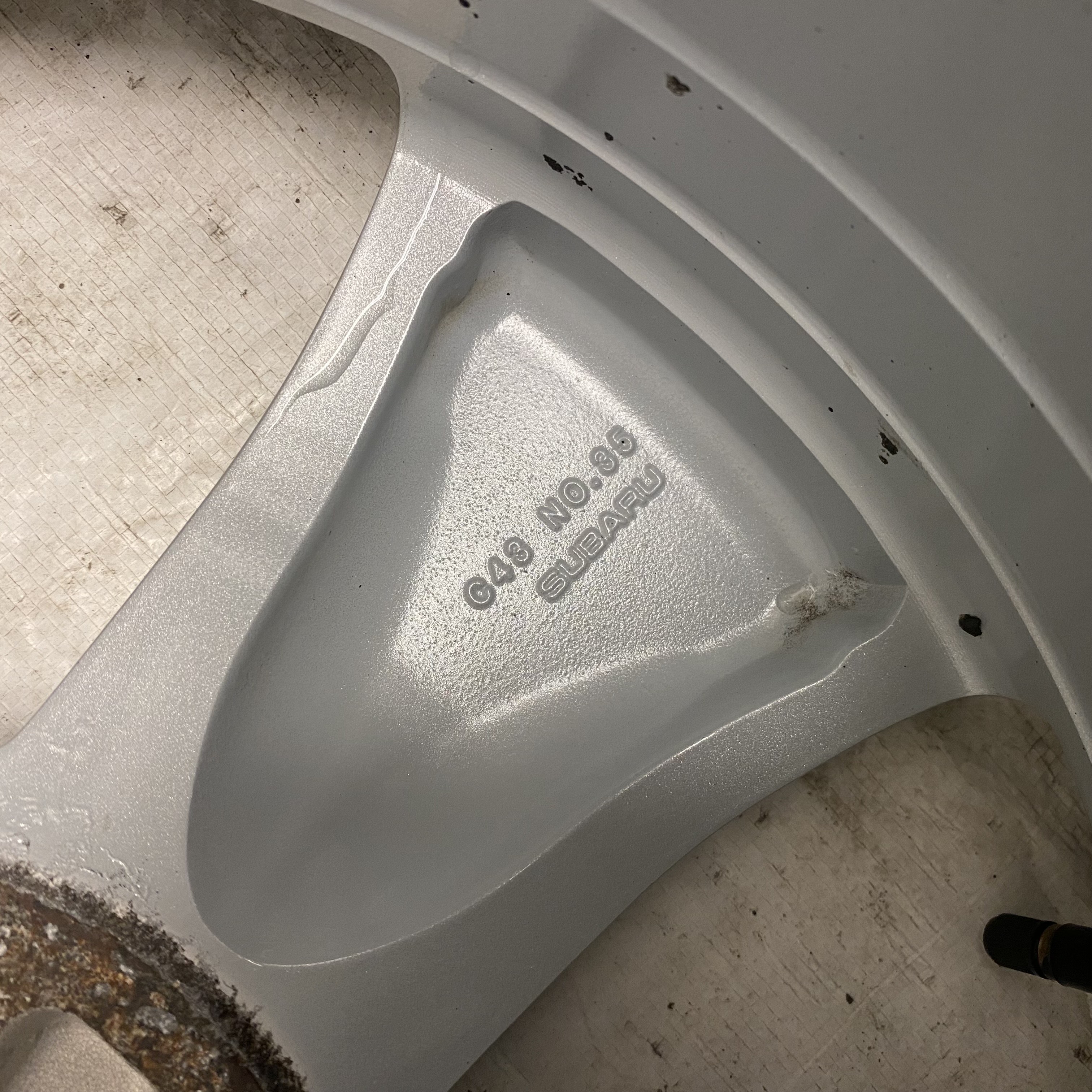 BEGAGNAT | 4 st | 17" ALUFÄLGAR SUBARU FORESTER TPMS S01701 | 5x100 7x17 ET48 56.1 - 17