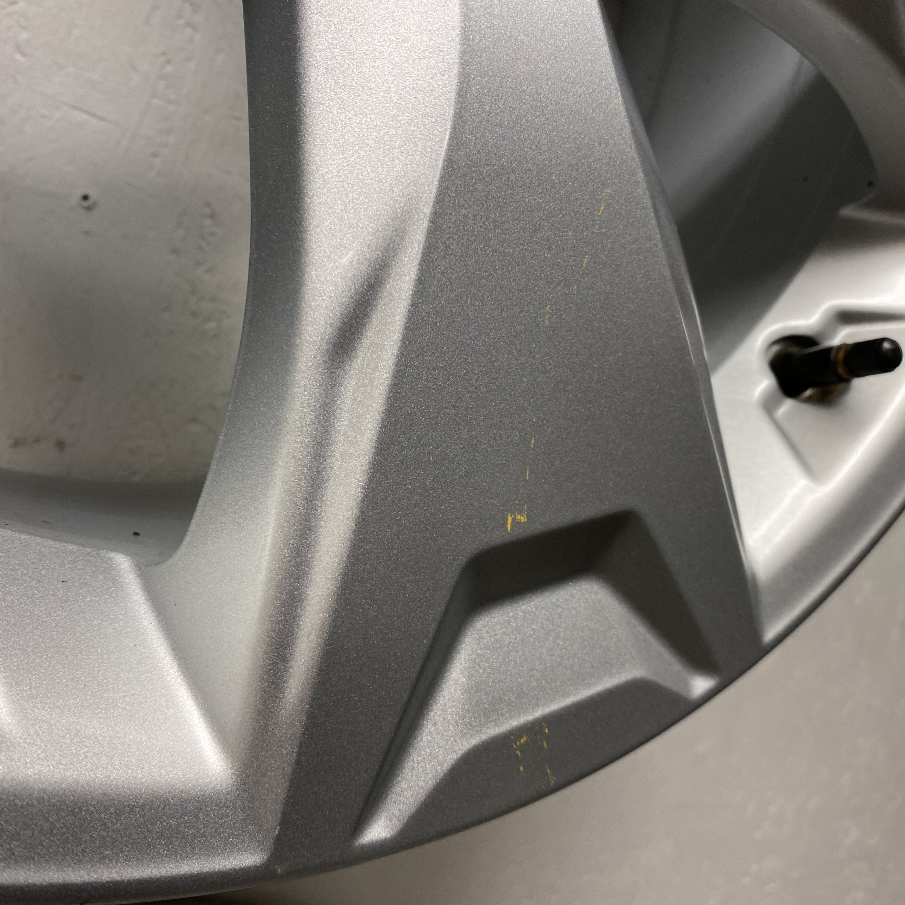 BEGAGNAT | 4 st | 17" ALUFÄLGAR SUBARU FORESTER TPMS S01701 | 5x100 7x17 ET48 56.1 - 14