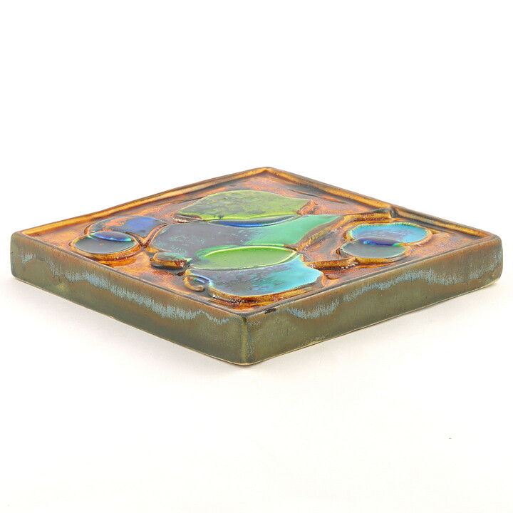 Gertrud Hertner (1960s) Wall Plaque with Colorful Fruit Decor 17 cm