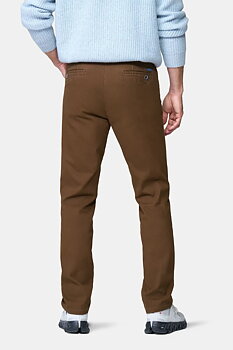 Brun (caramel) jeanshybrid med Mikro structure, modern passform och Super-Stretch (Meyer / Dublin)