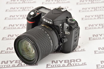 Nikon D80 + AF-s 18-135 / 3,5-5,6 ED   DX