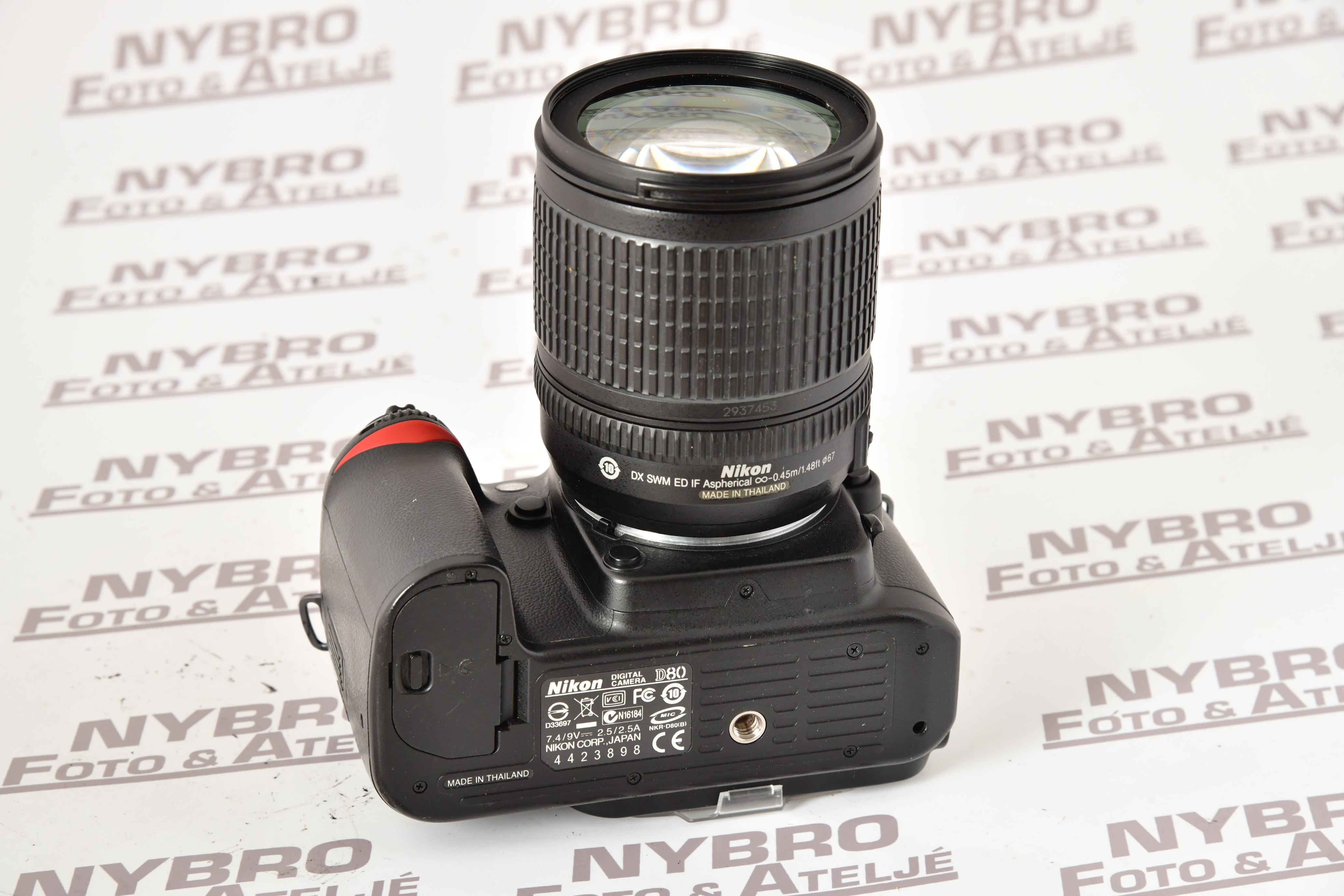 Nikon D80 + AF-s 18-135 / 3,5-5,6 ED   DX - 3