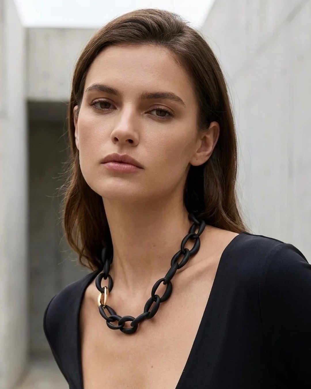 Halsband med länkar svart