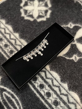 Silverhalsband med 7 löv 