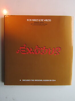 Bob Marley - Exodus Bok och CD-skiva