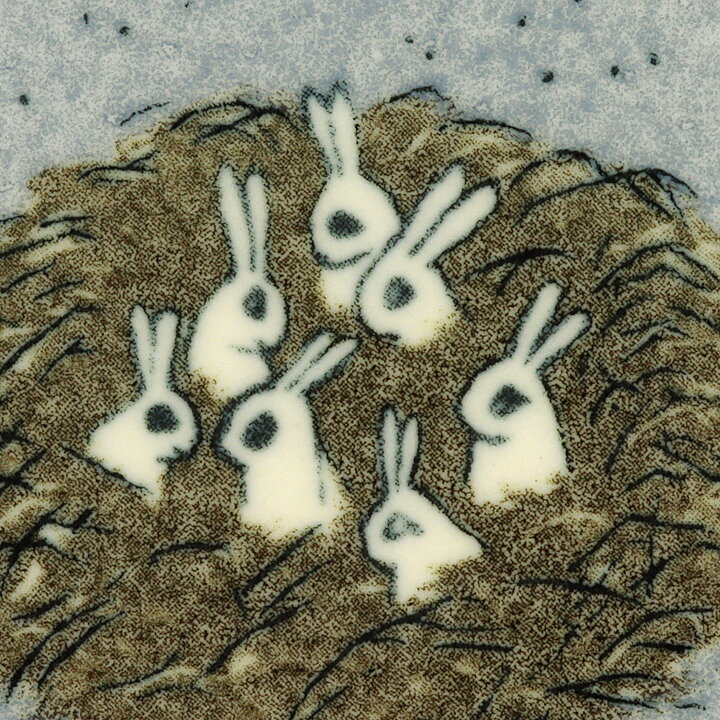 Heljä Liukko-Sundström (1982) Wall Plaque with Hares Motif 12 cm