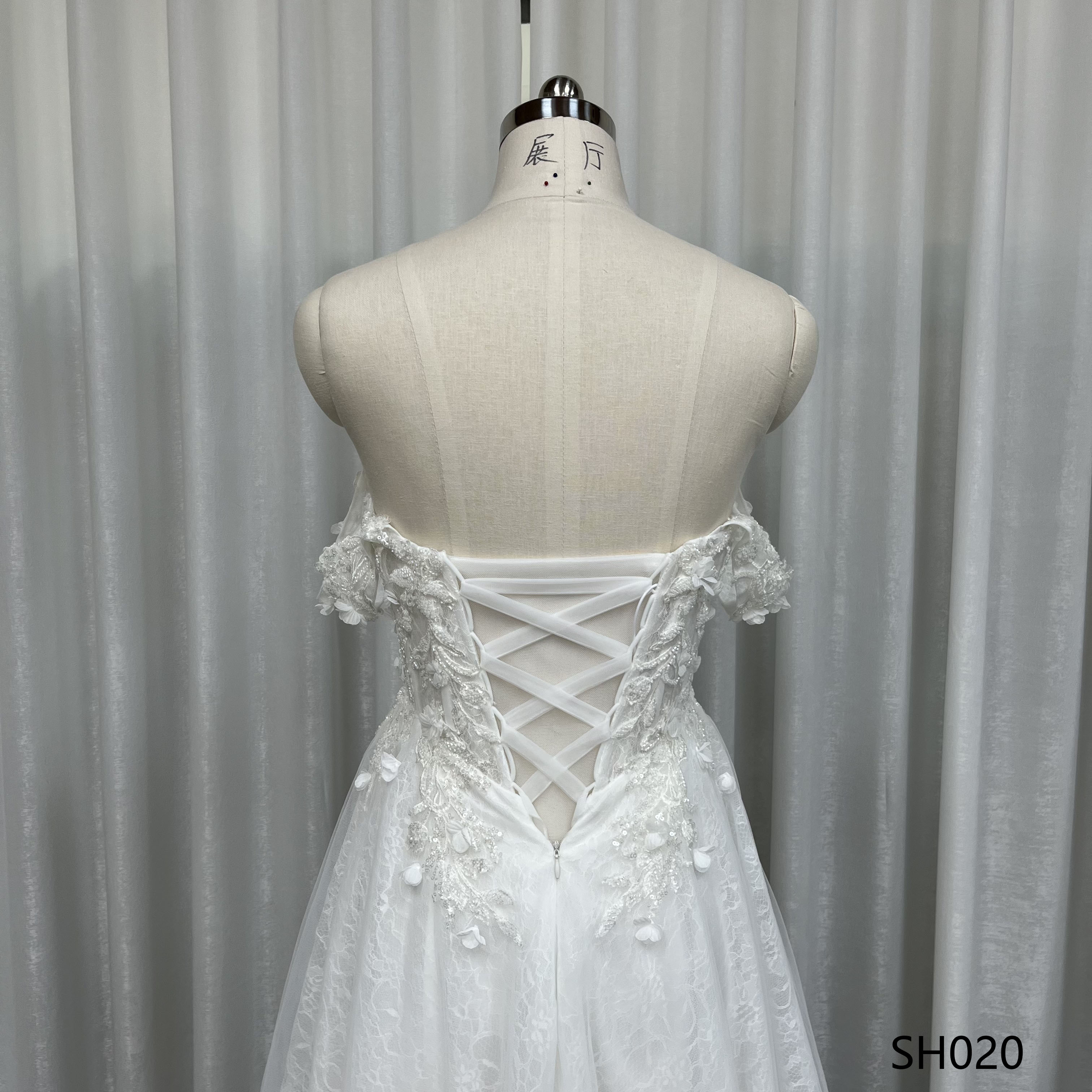 Dnnovia bridal SH020 - 23