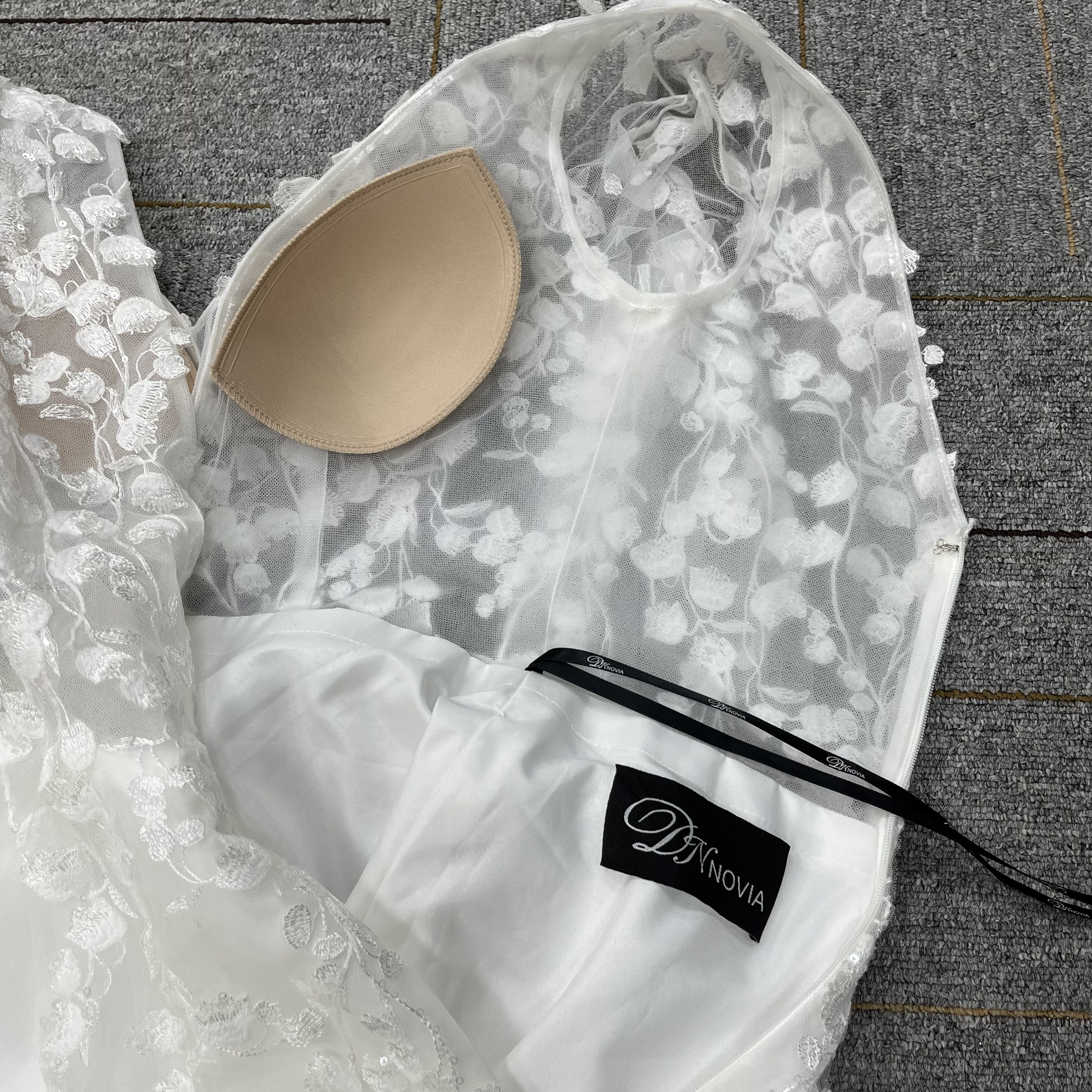 Dnnovia bridal SH013 - 11