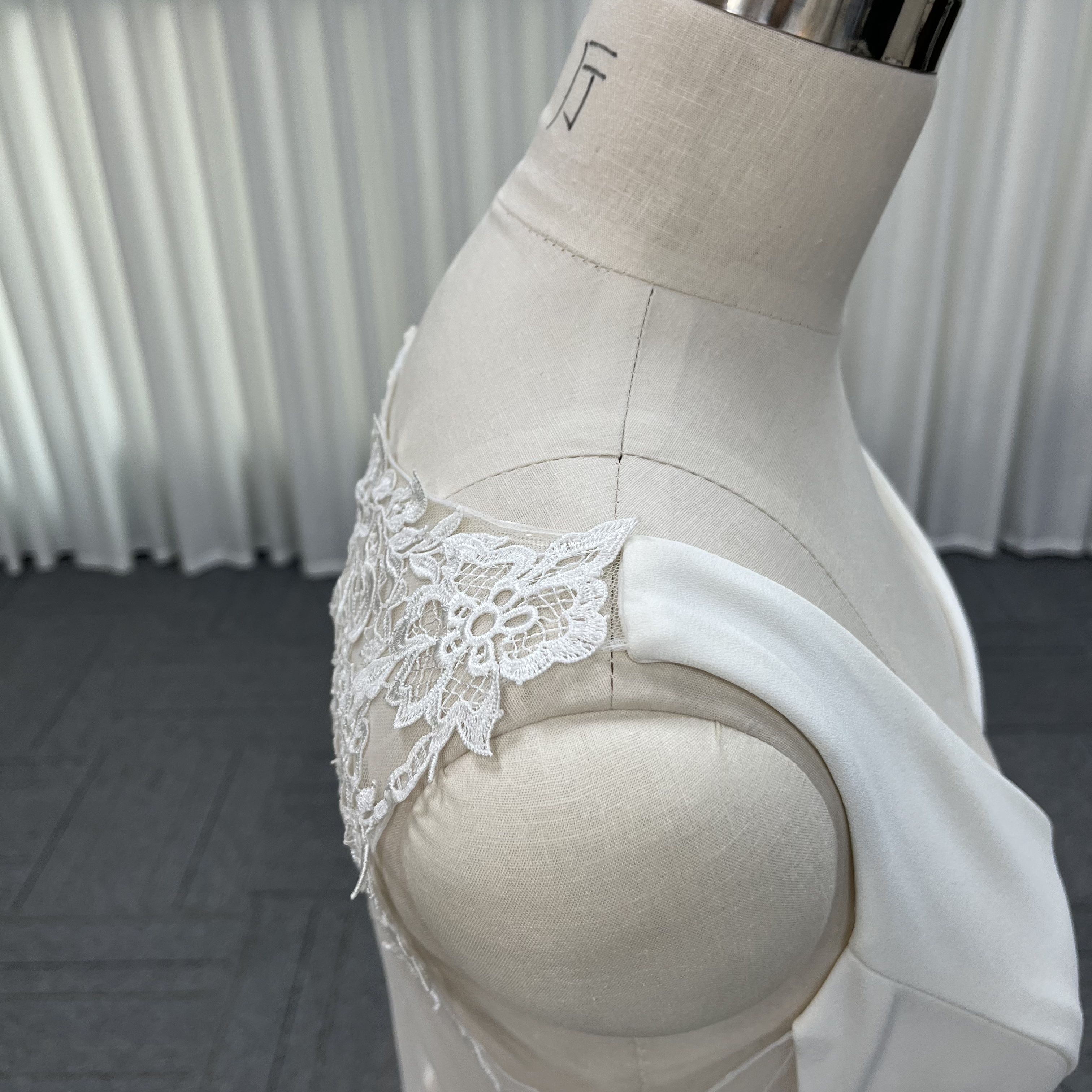 Dnnovia bridal SH010 - 10