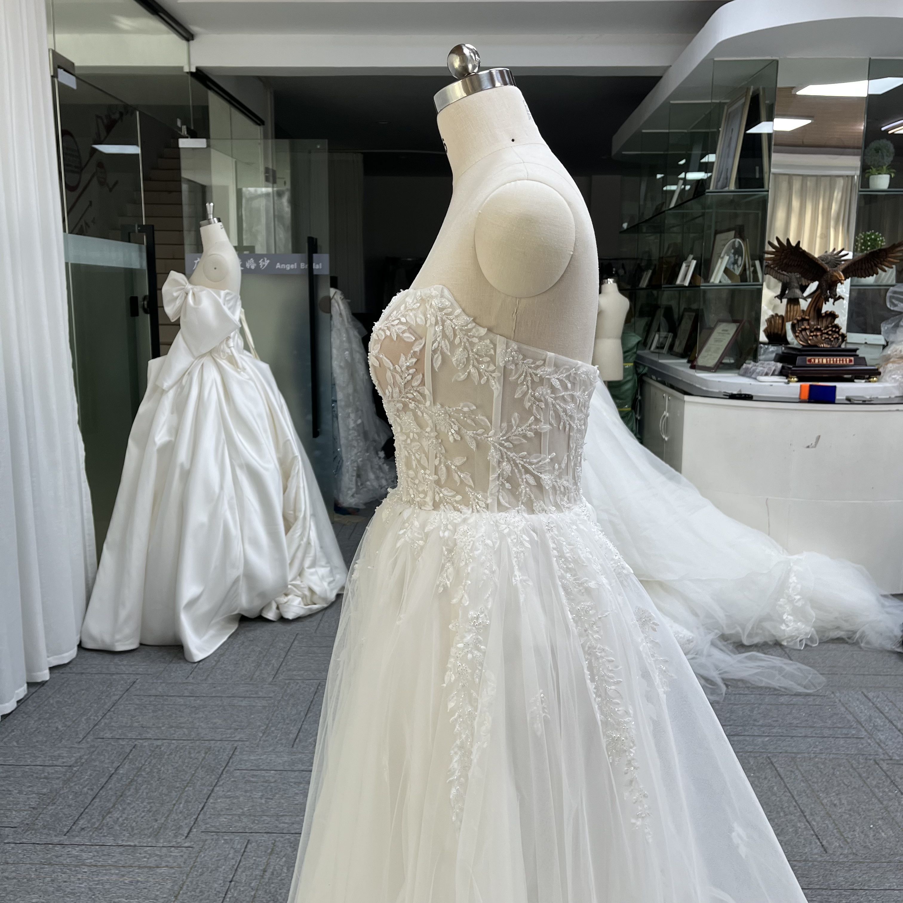 Dnnovia bridal SH023 - 11