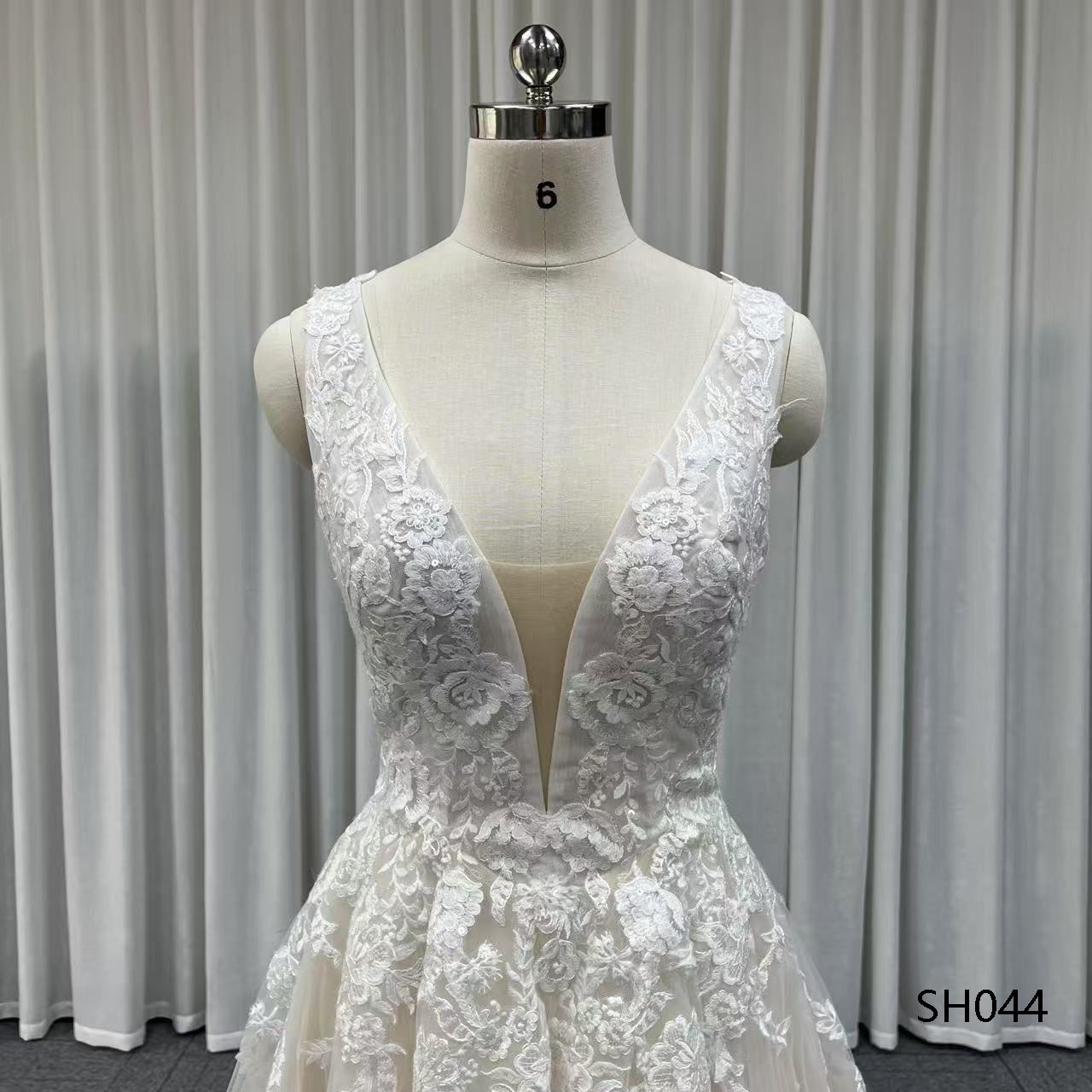 Dnnovia bridal SH044 - 31