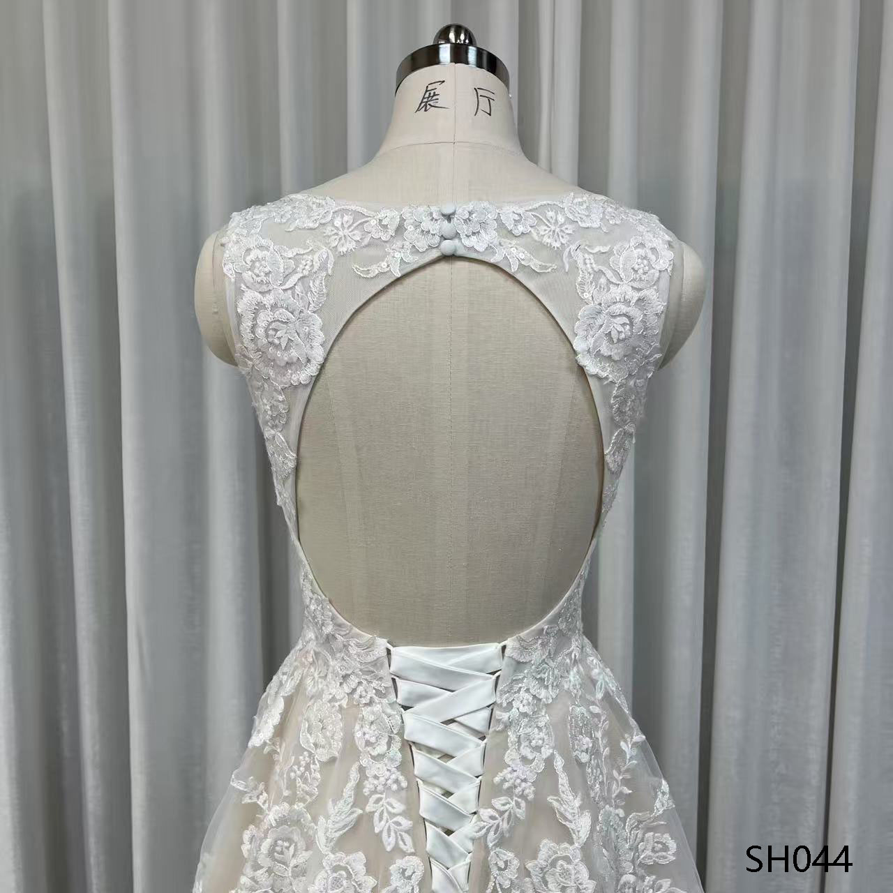Dnnovia bridal SH044 - 8