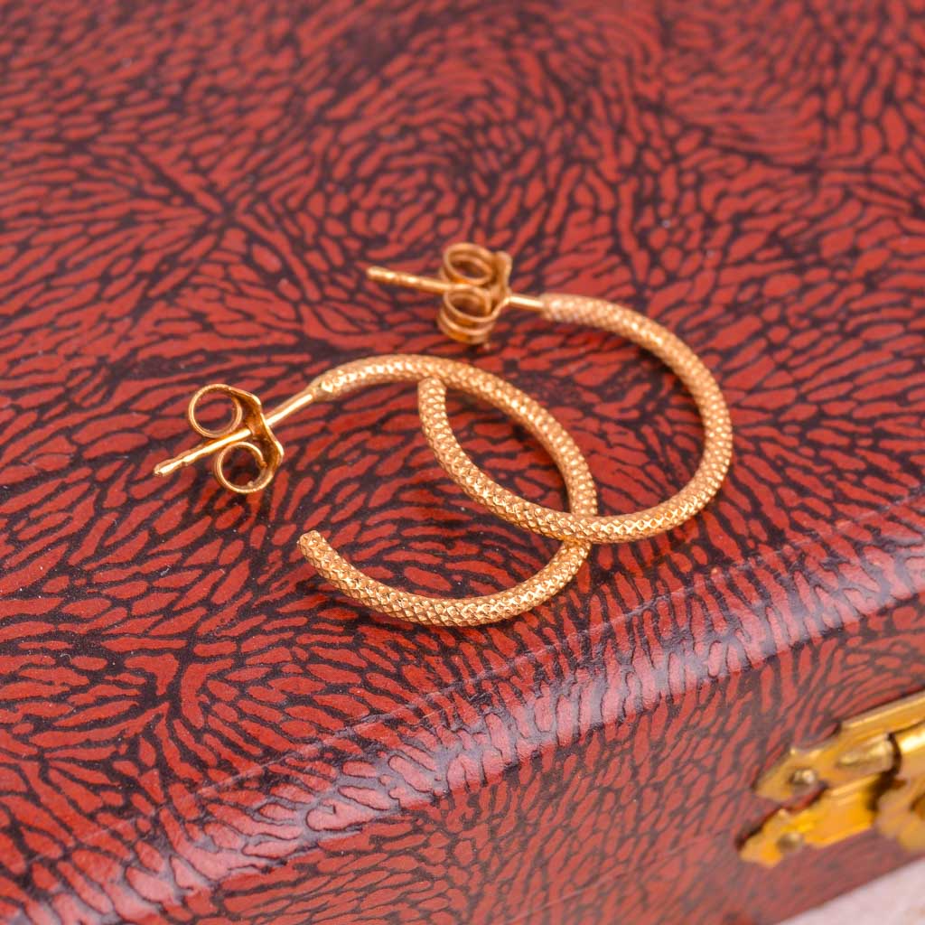 Gold Hoop Earrings with a Patterned Finish, 18k Gold, Vintage