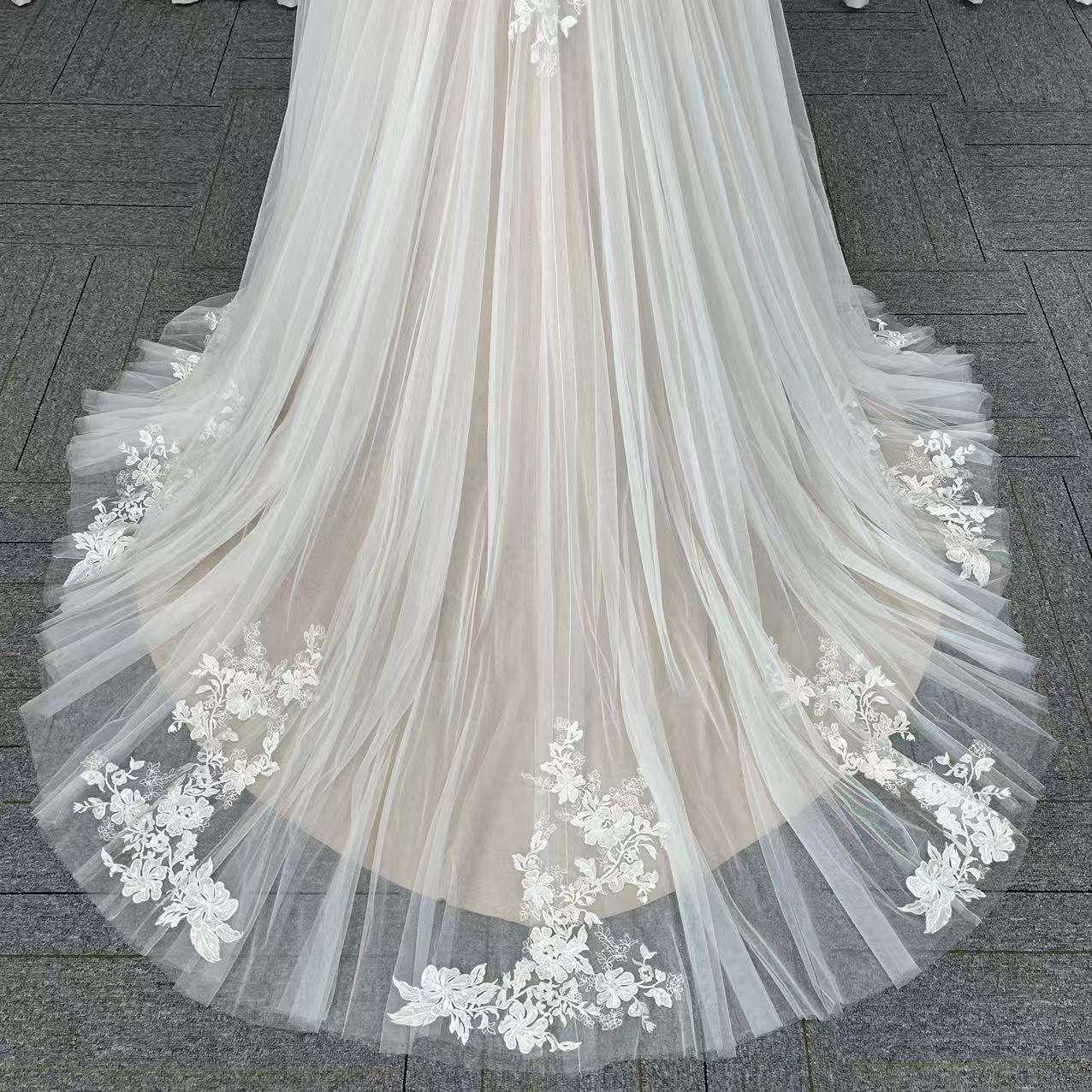 Dnnovia bridal SH8002 - 4