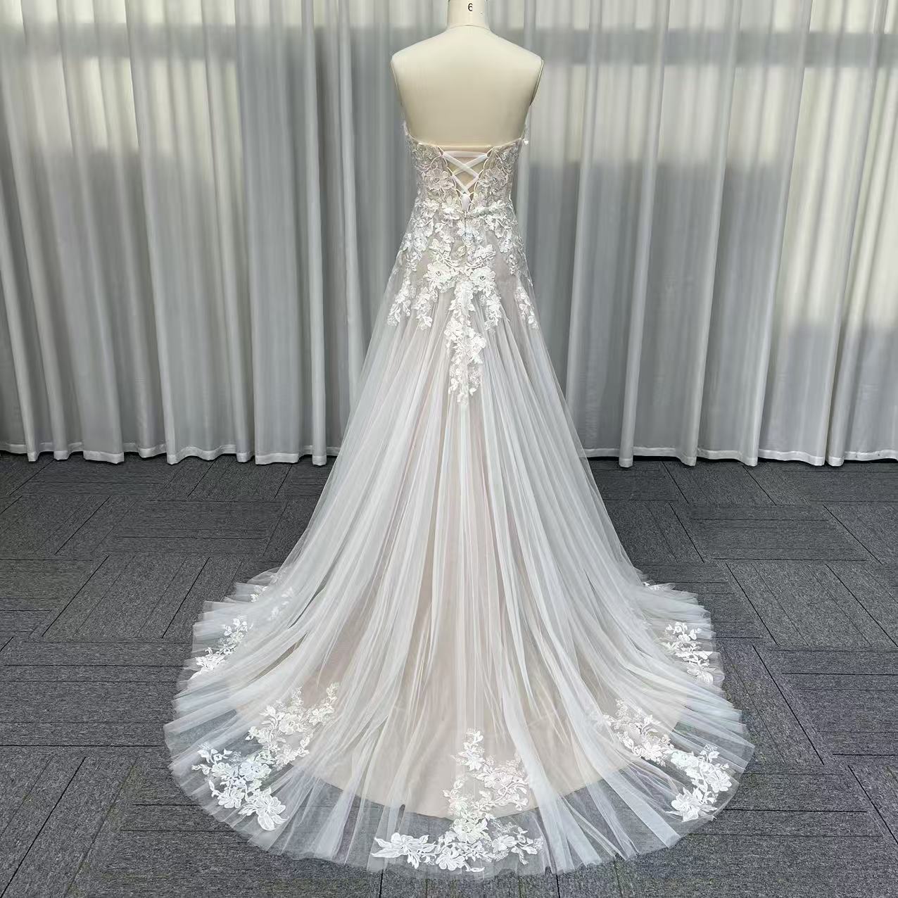 Dnnovia bridal SH8002 - 17