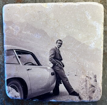 Glasunderlägg - Sean Connery & Aston Martin DB5