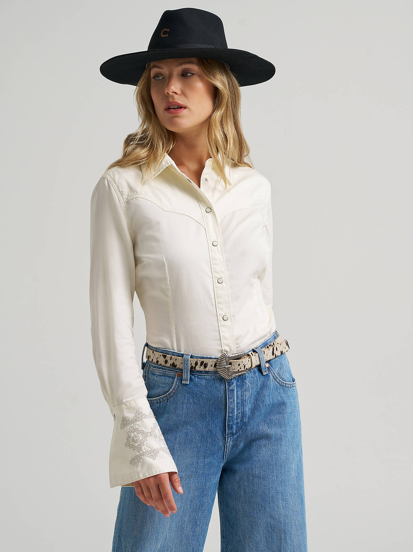 Wrangler WOMEN'S WESTERN BELL SHIRT - 2