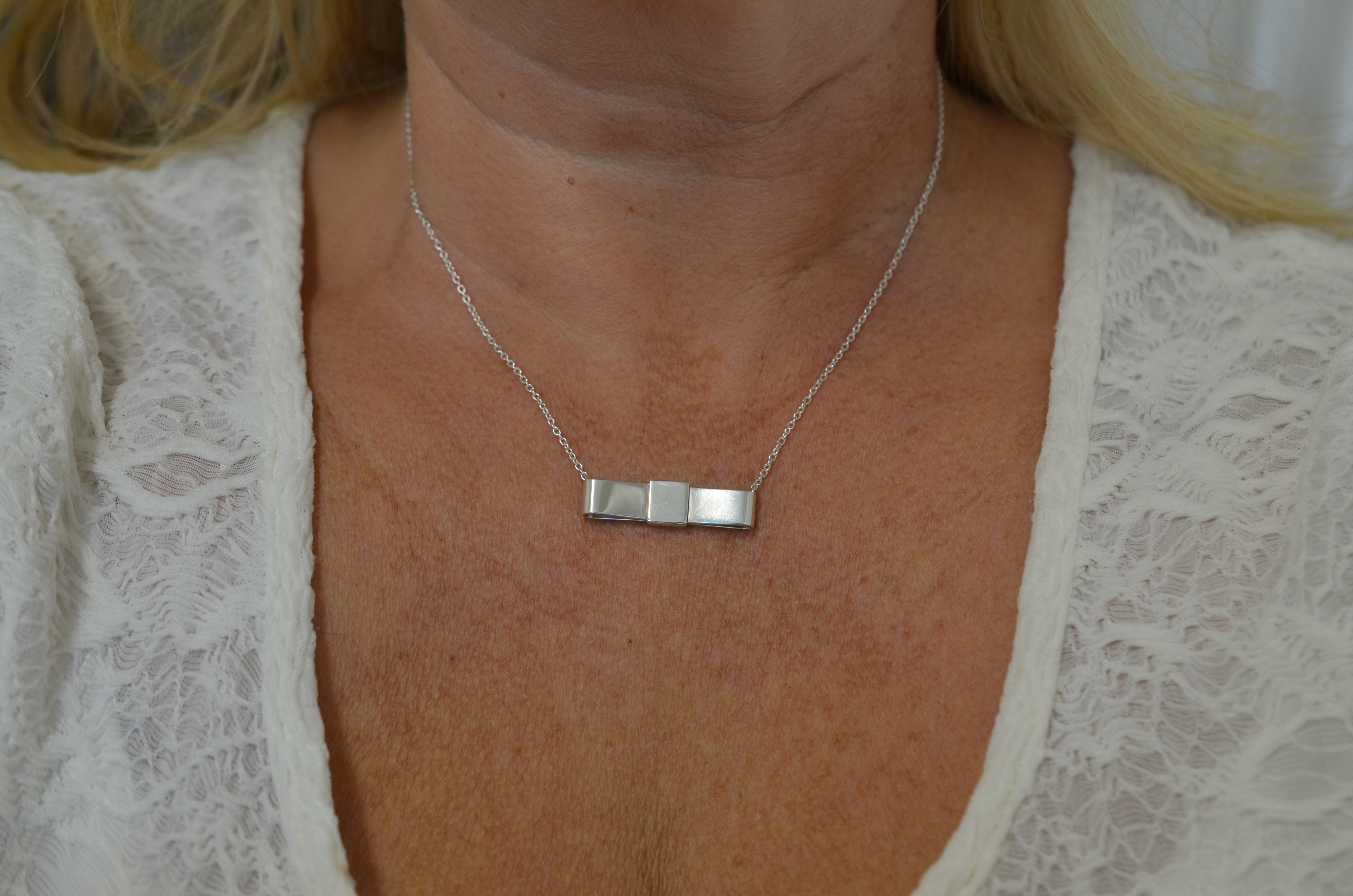 Second Hand Efva Attling silverhalsband "BOW WOW WOW" - 4