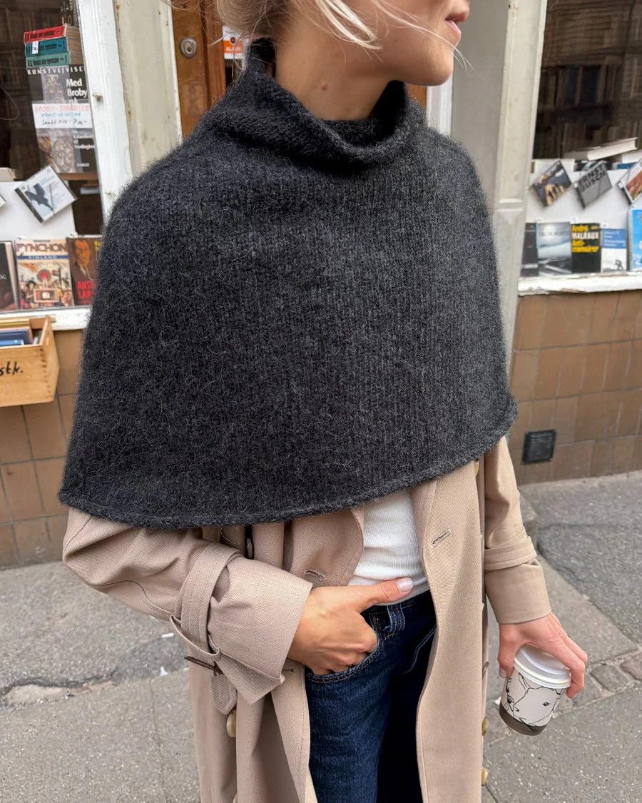 PetiteKnit Ivy Cape (16 m st 5) - 4
