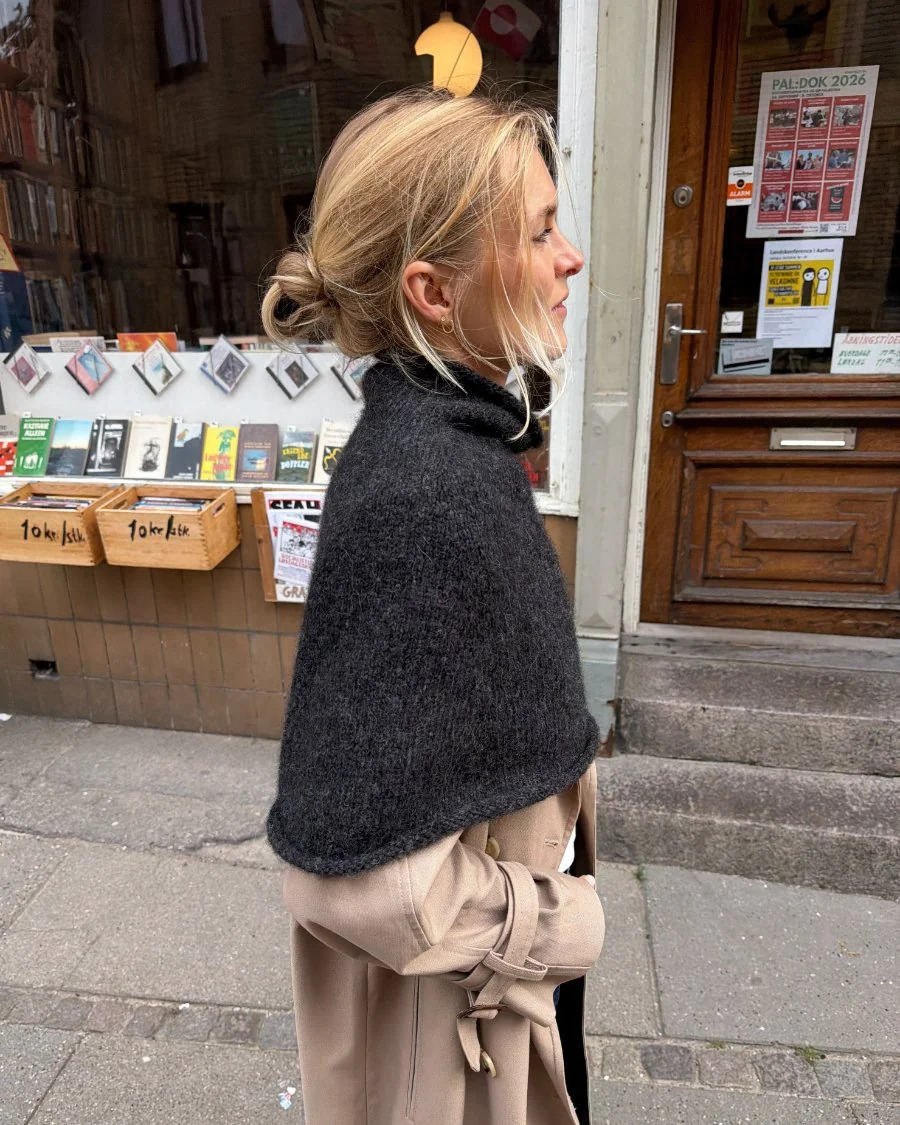 PetiteKnit Ivy Cape (16 m st 5) - 3