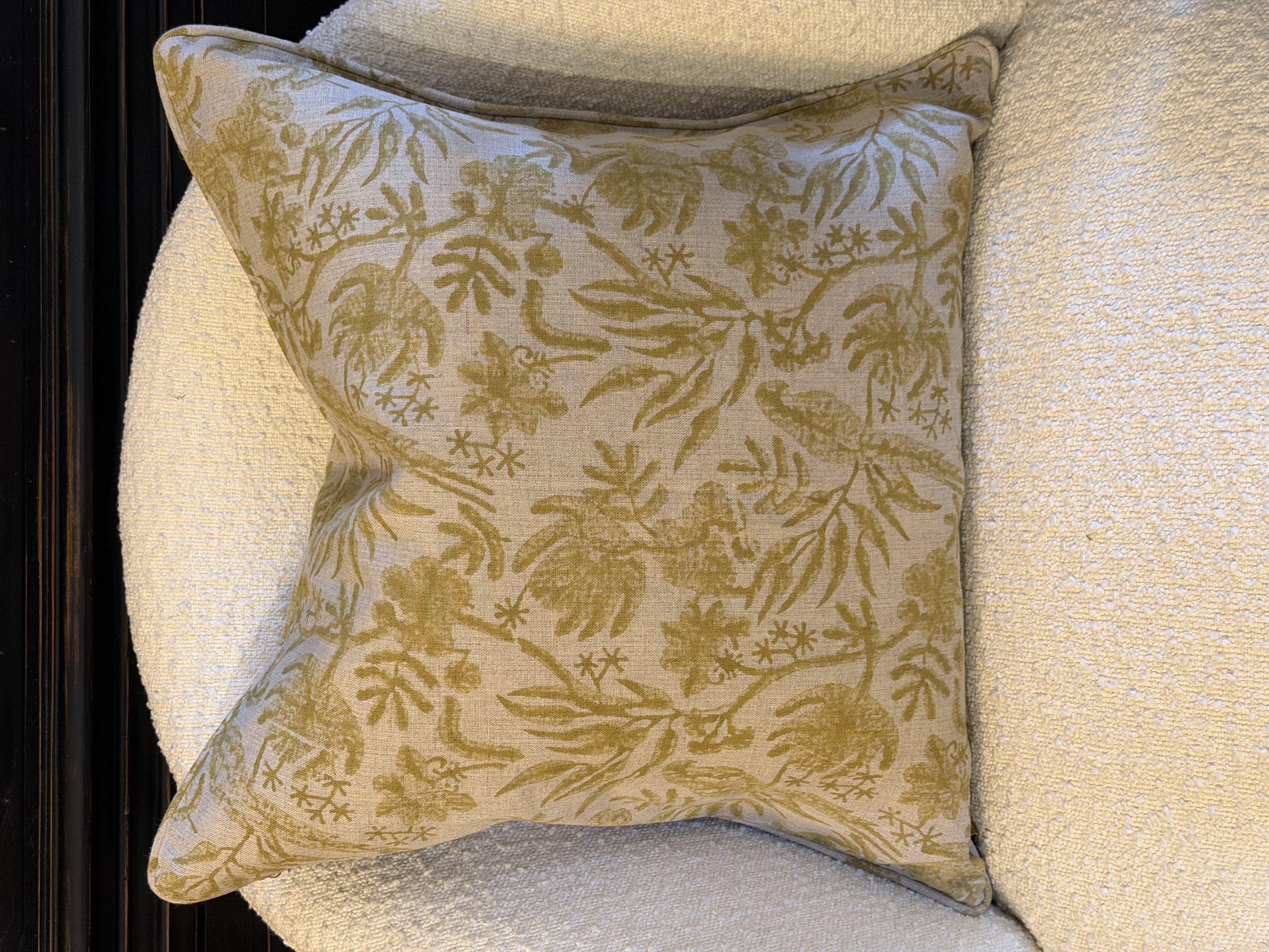 Kuddfodral i linne Parrot Open ockra 50x50