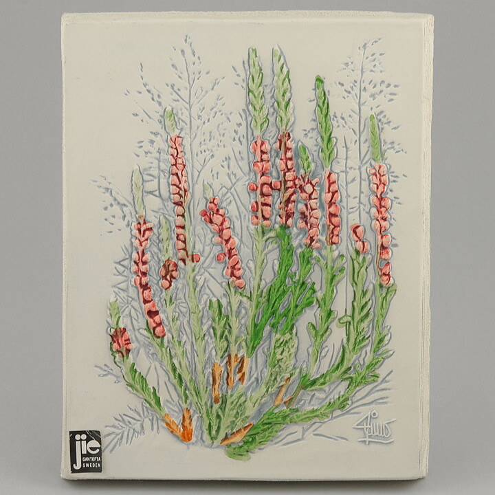 Aimo Nietosvuori (1980s) White Wall Plaque with Heather Motif 18 cm