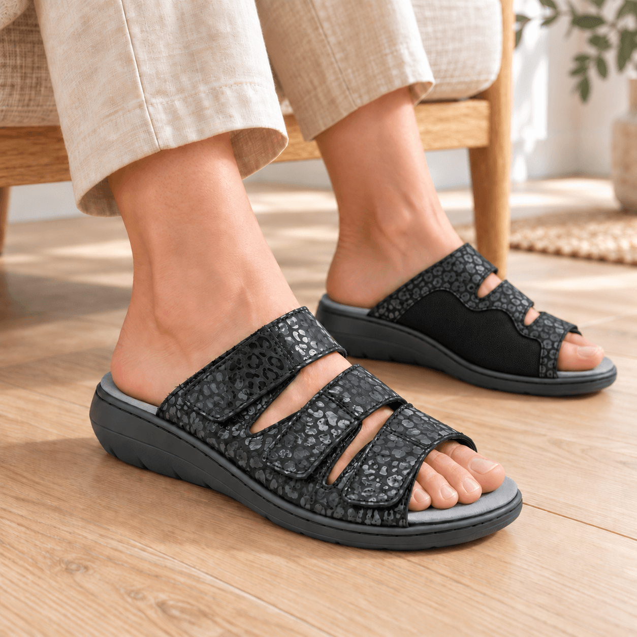 Damsandal Leopard med elastisk insida – Ergoflex - 2