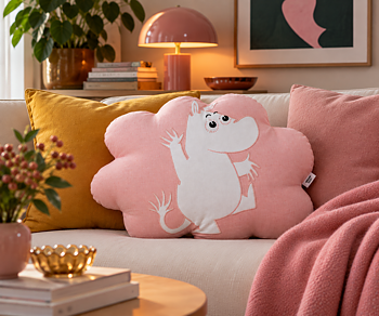 Mumin kudde moln med Mumintrollet, rymdäventyr – Moomin Arabia