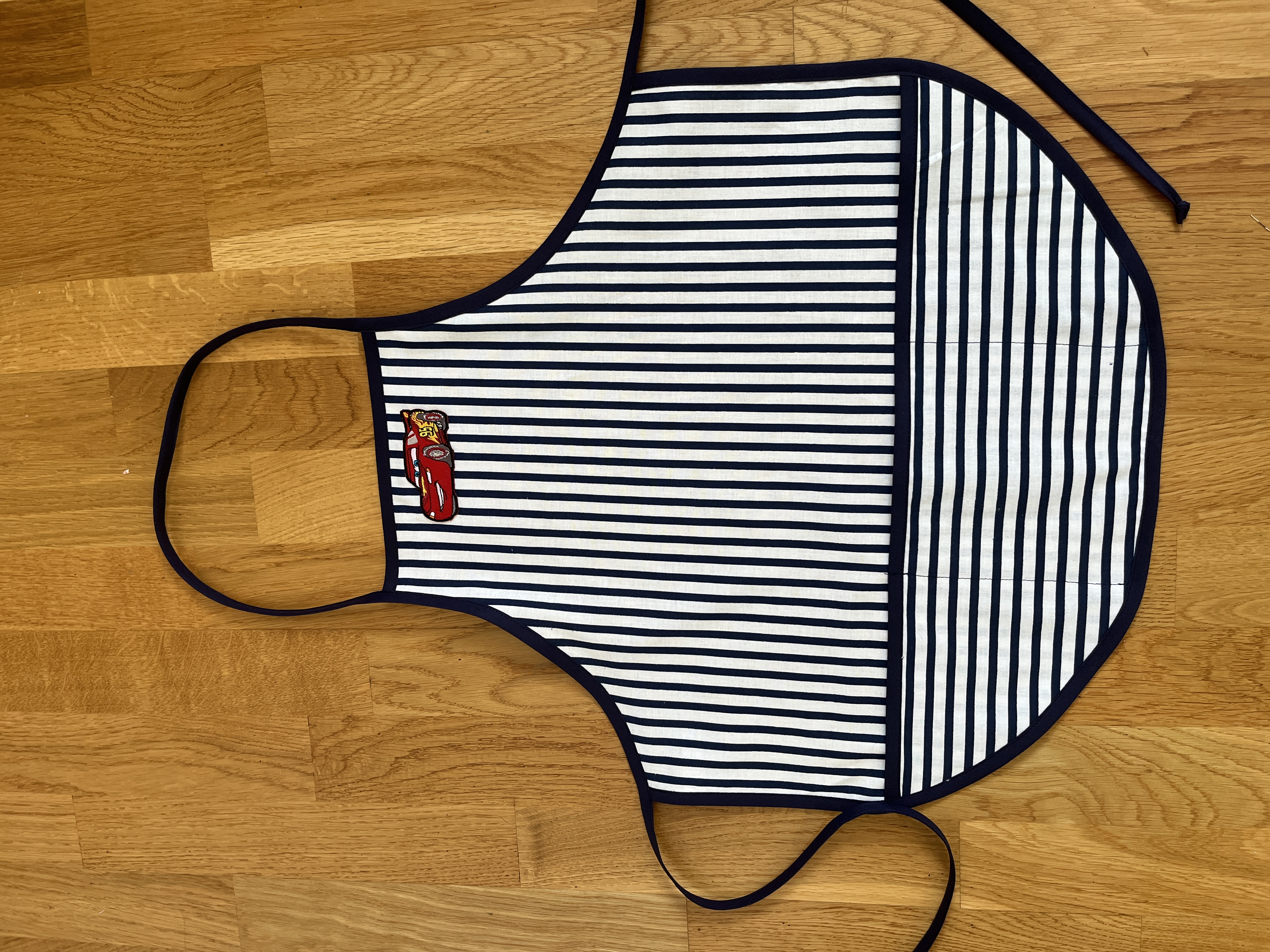 Barnförkläde 2-4