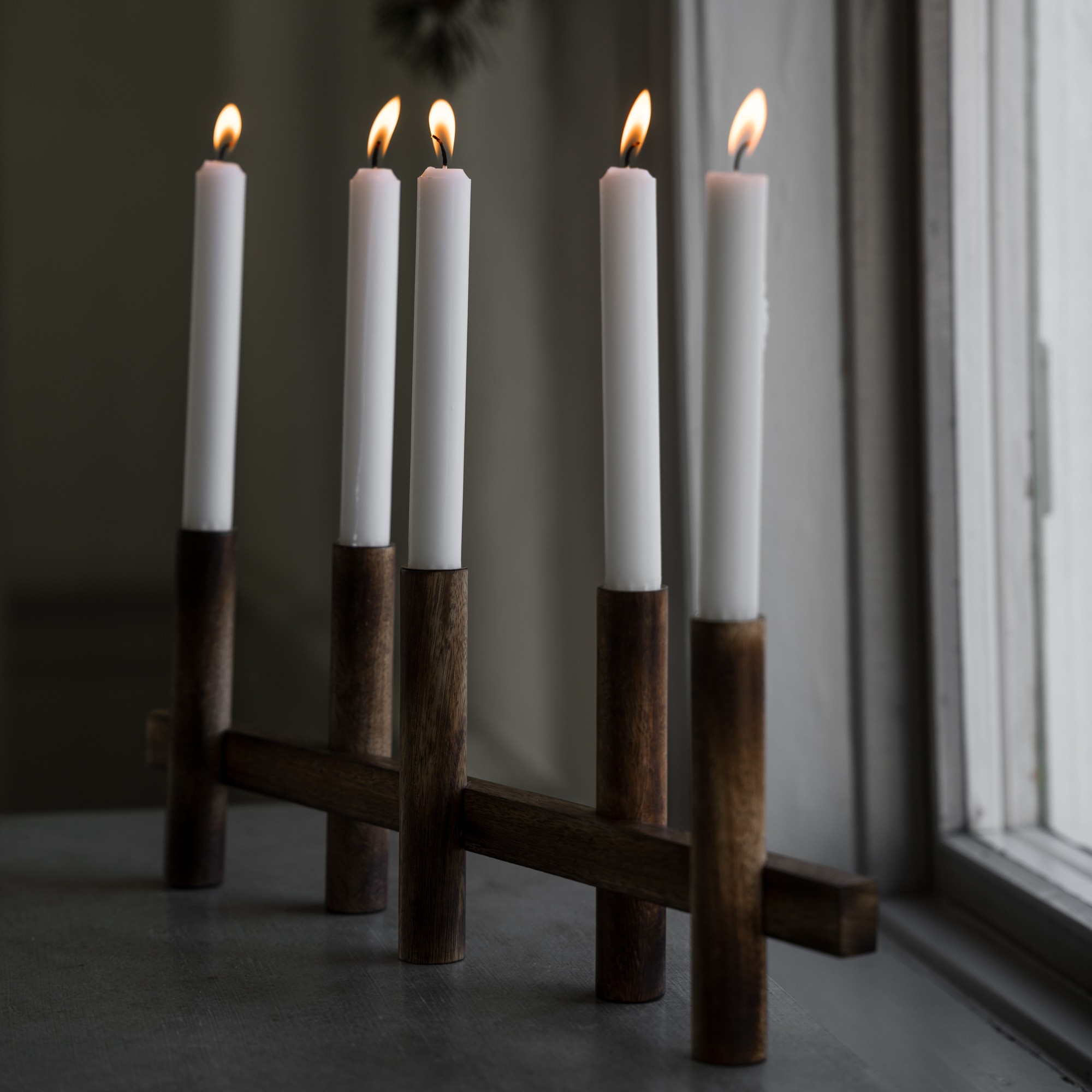 Ljusstake ERNST - Mörkt Trä