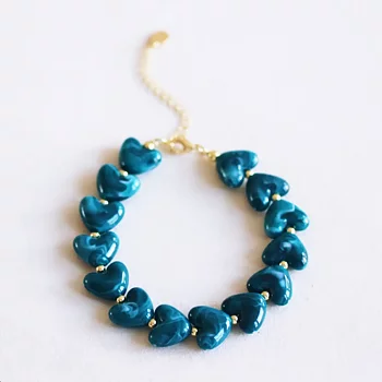 Armband emerald hjärtan