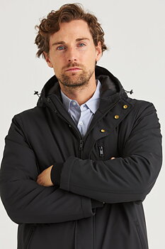 Jacka svart från Erla