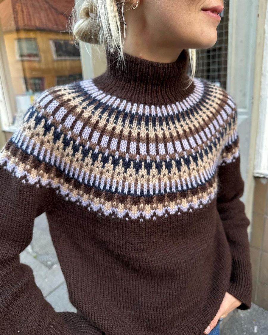 PetiteKnit Celeste Sweater (20 m flerfärgsstick st 4-4,5)