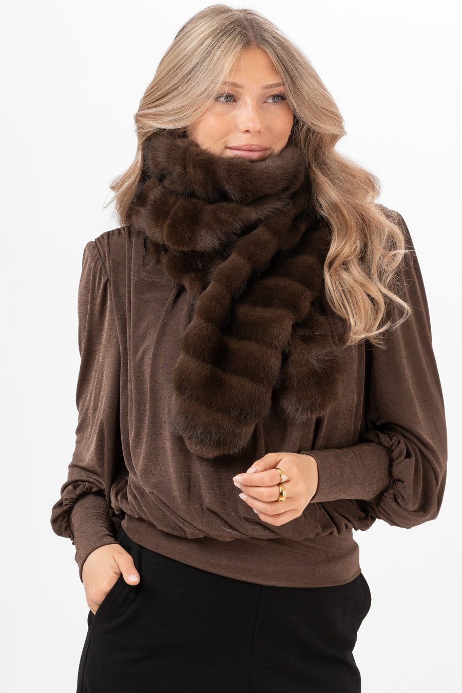 Minerva fur scarf coffee brown - 2