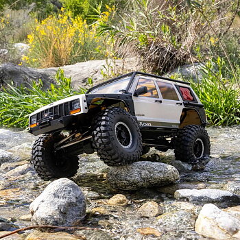 AXIAL 1/10 SCX10 III Jeep Cherokee XJ White