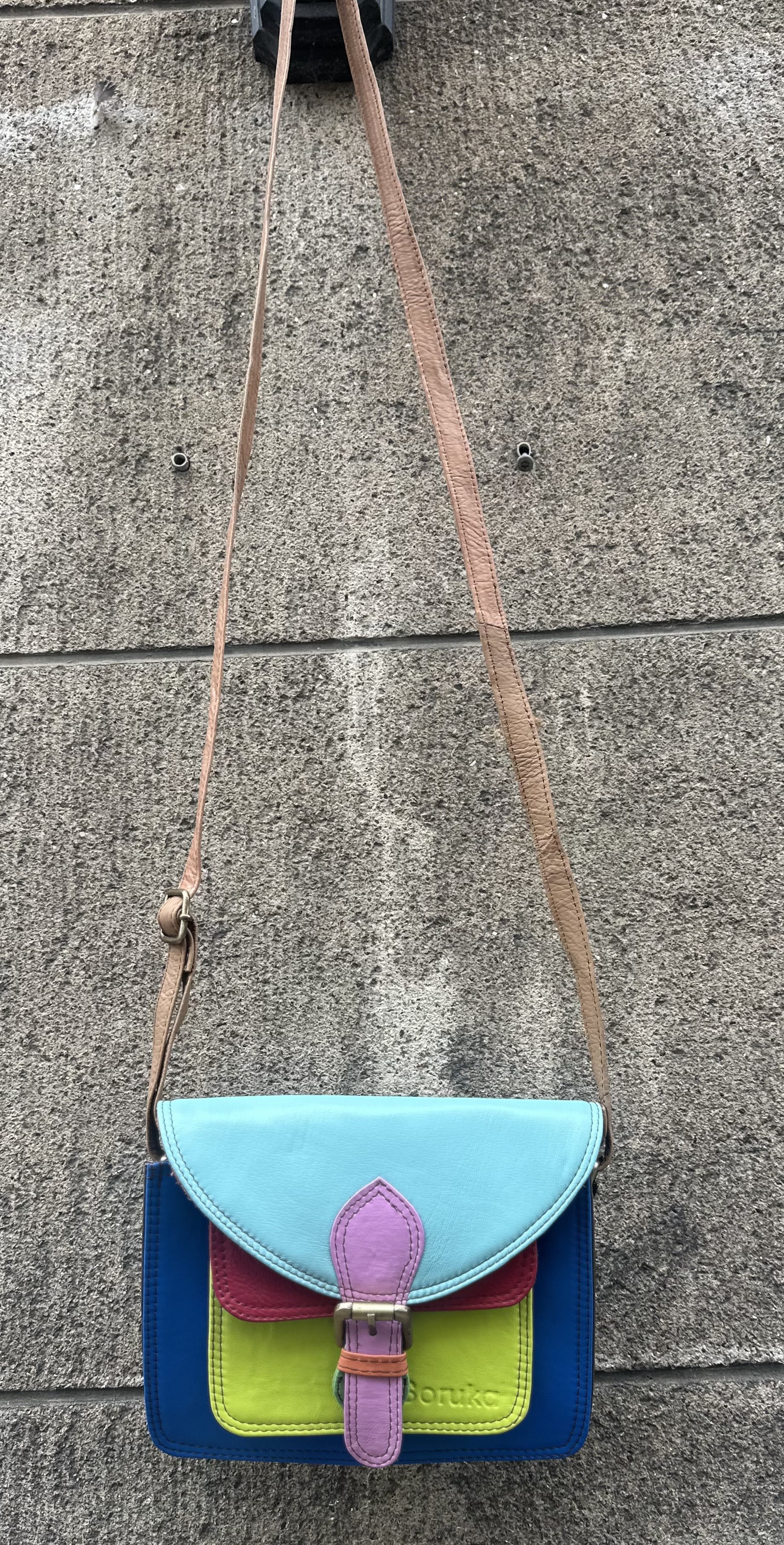 Liten skinnväska från Soruka, 21x16 cm, mix - 2
