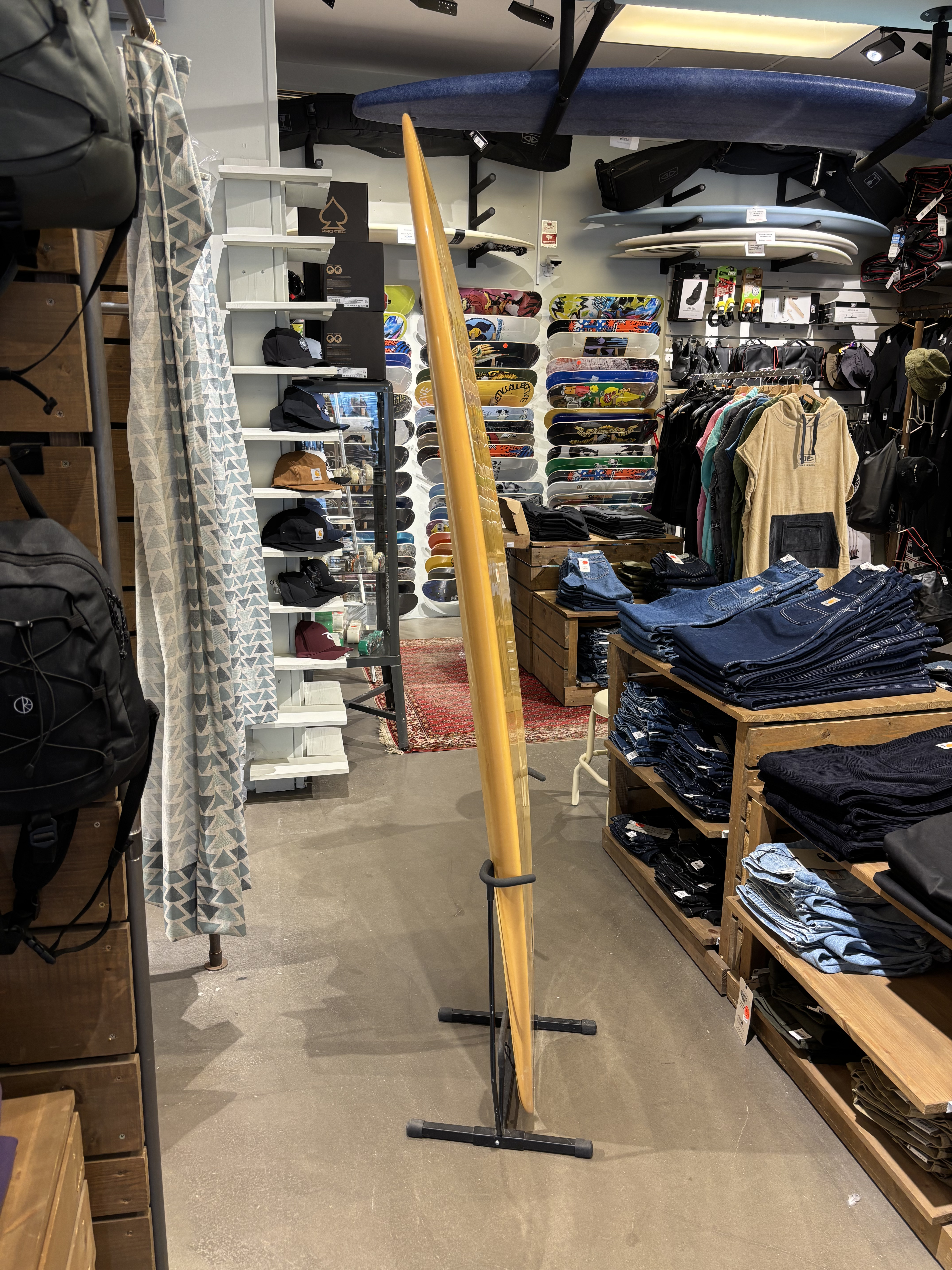 Begagnad RIK Surfboards 6'2" Twin Fin - 3