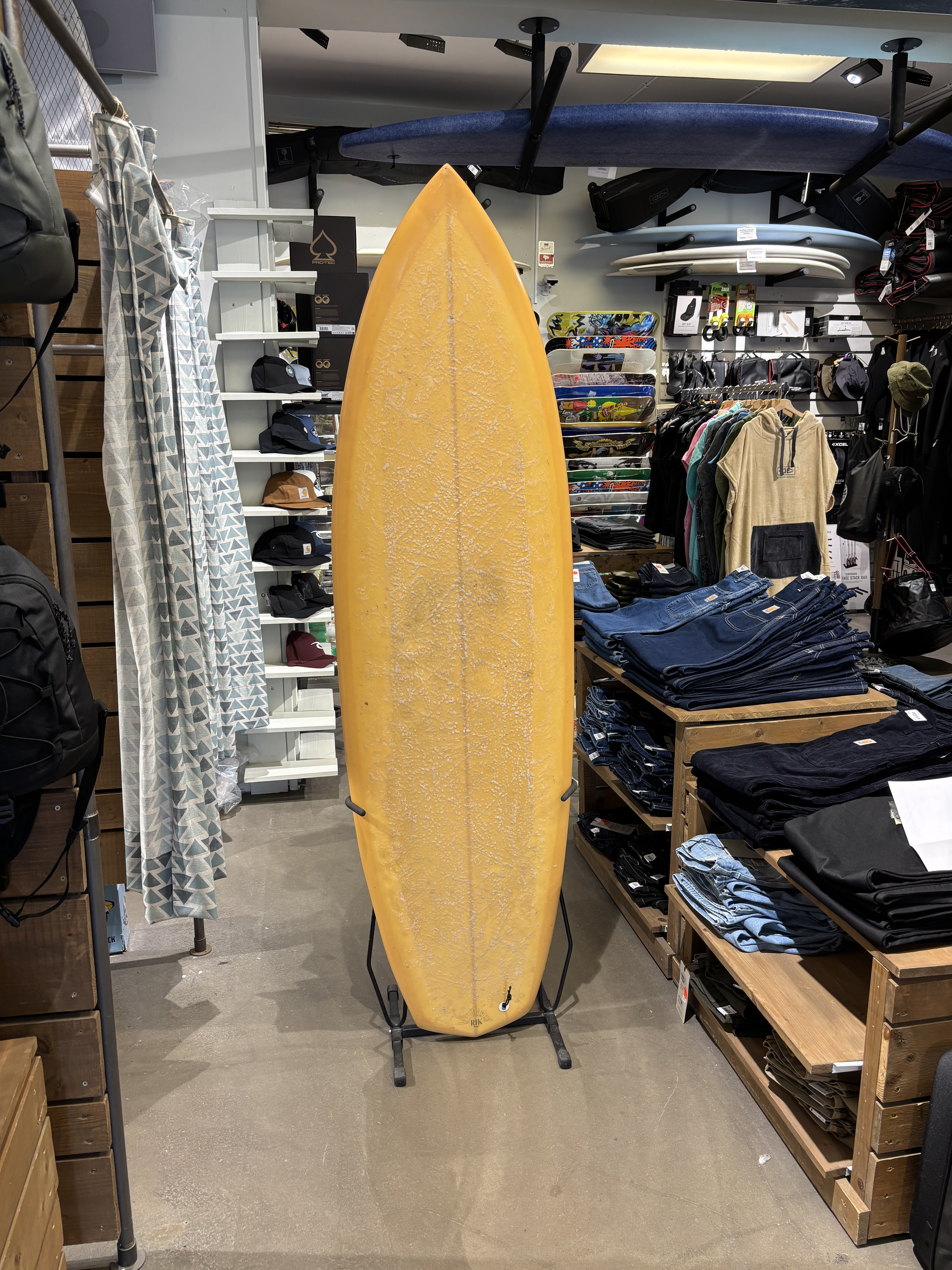 Begagnad RIK Surfboards 6'2" Twin Fin