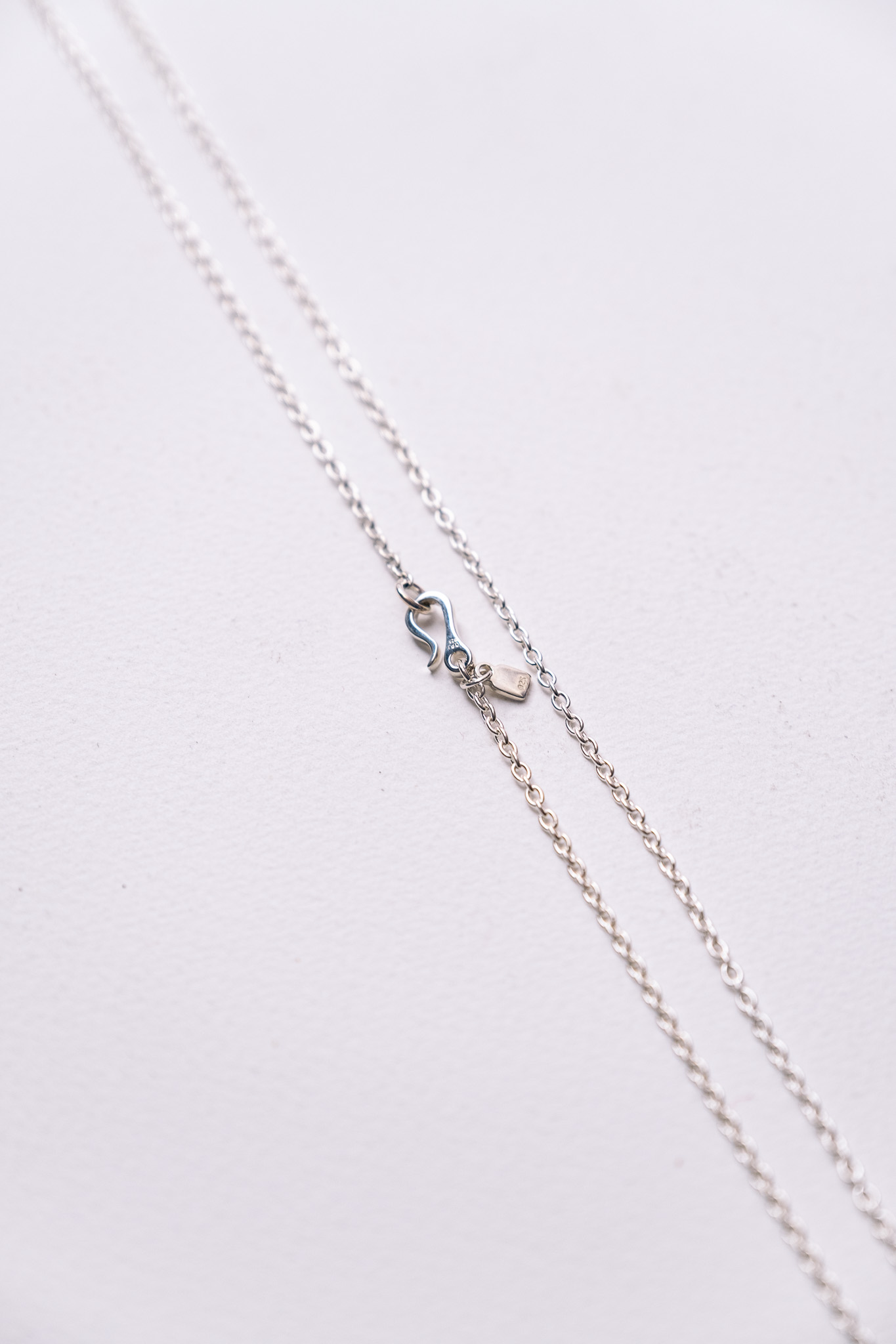 O.P Jewellery - Small Anchor Chain Hook Necklace 65 cm - 2