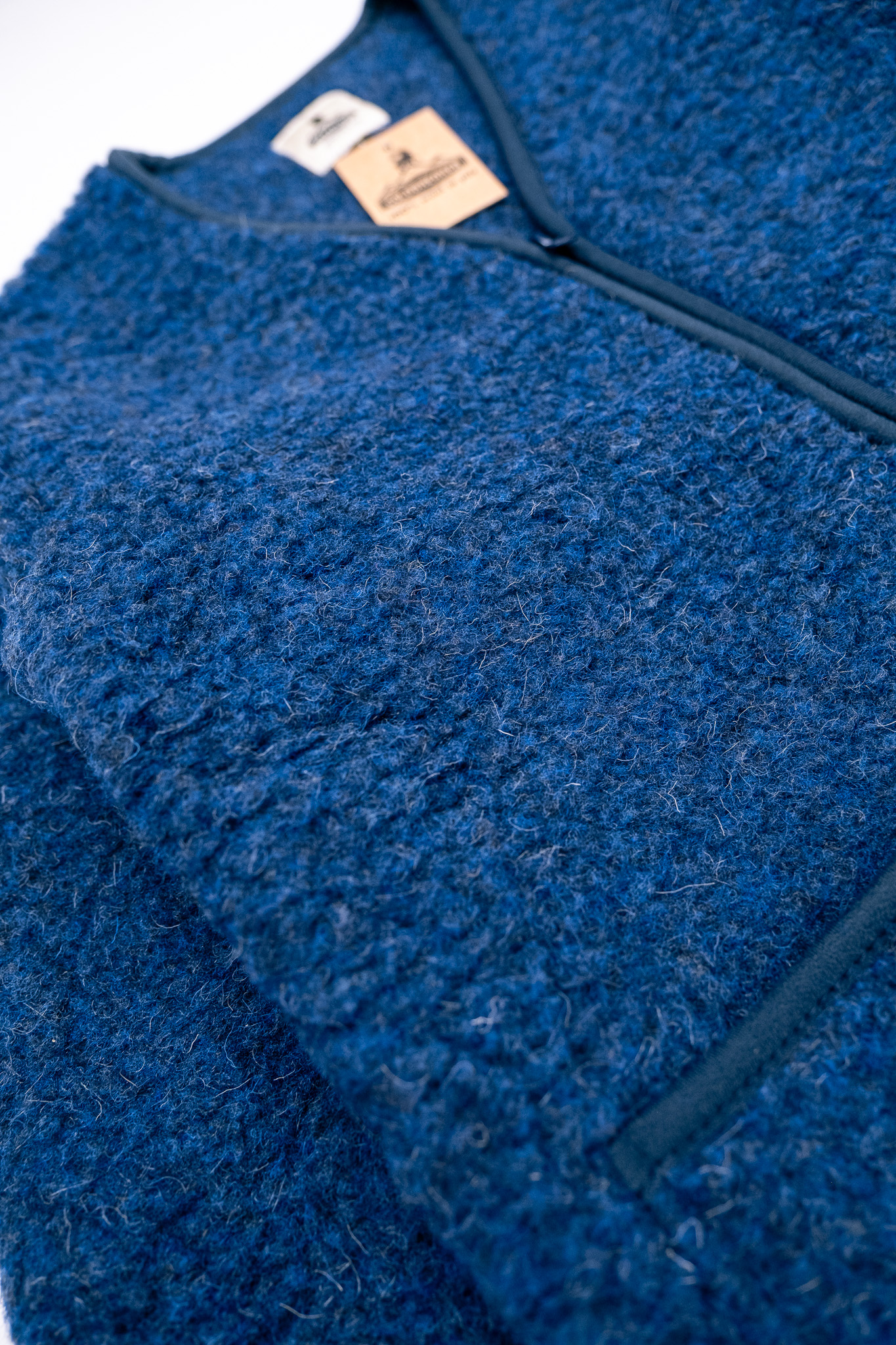 Coldbreaker - ZipupVee Cardigan Dark Blue - 5