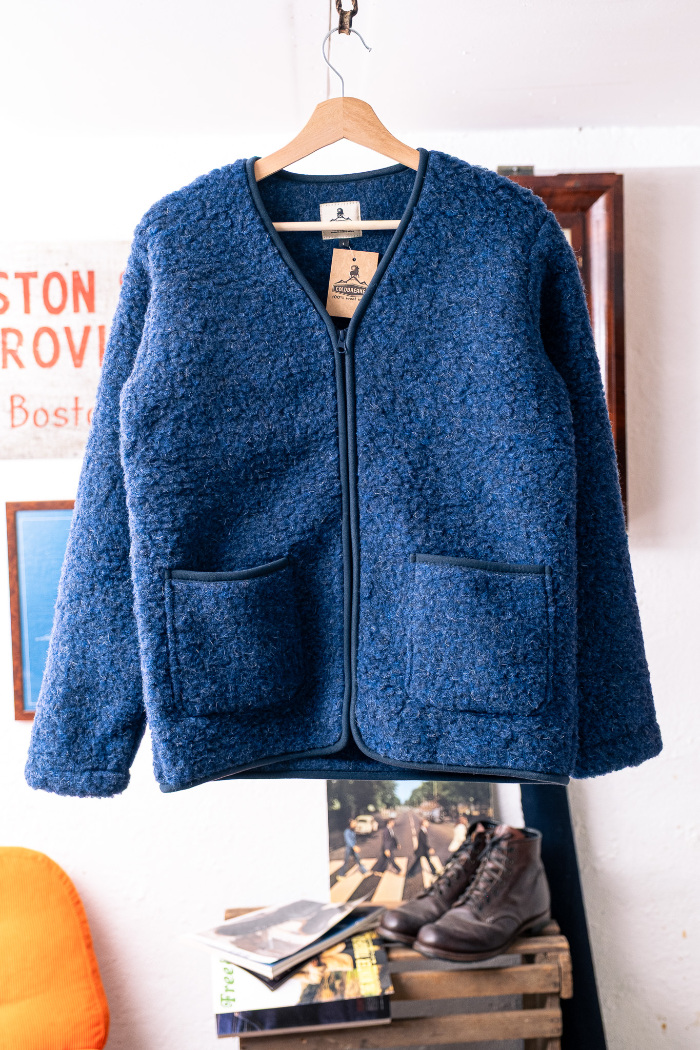 Coldbreaker - ZipupVee Cardigan Dark Blue